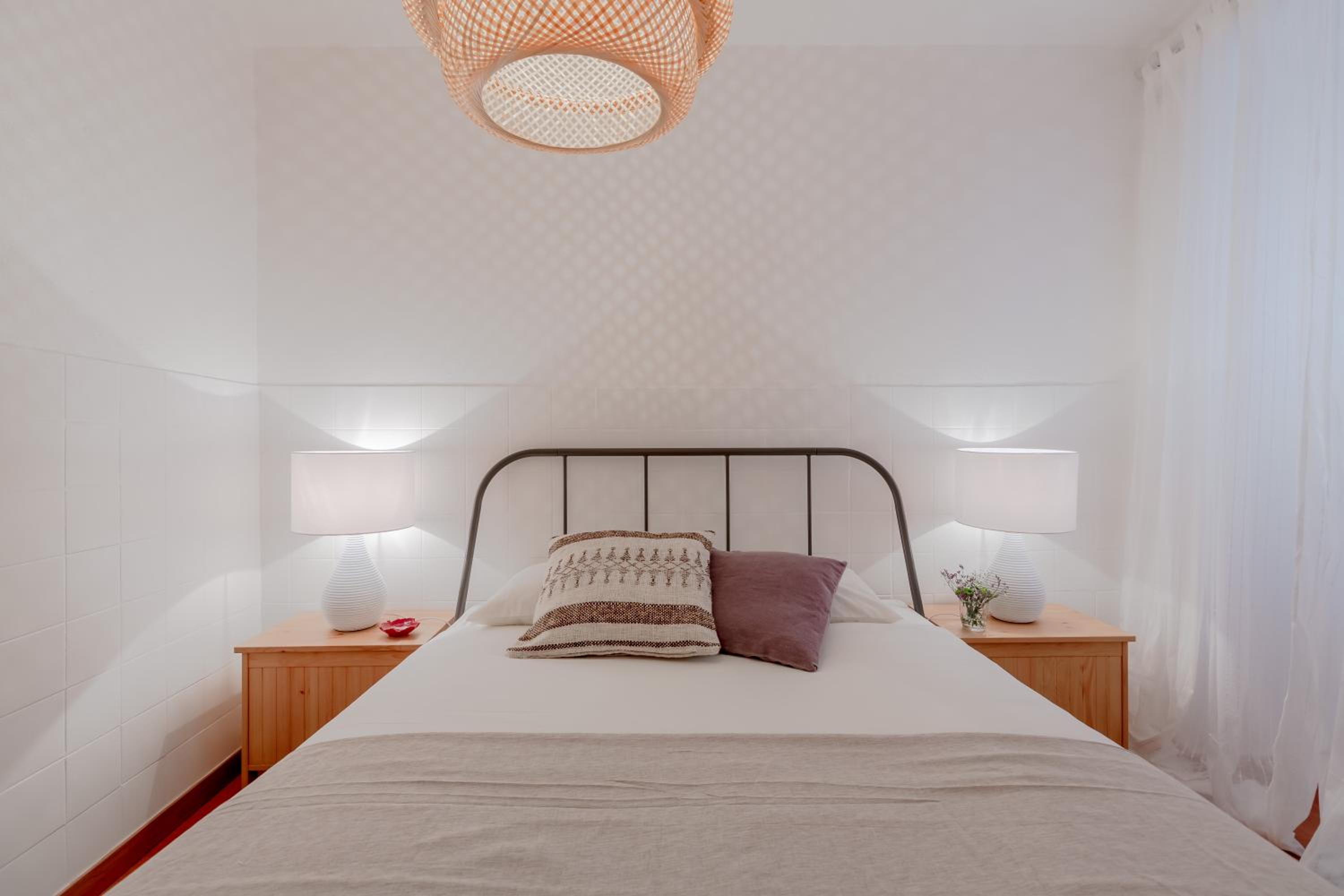 One-Bedroom Apartment - Photo 15