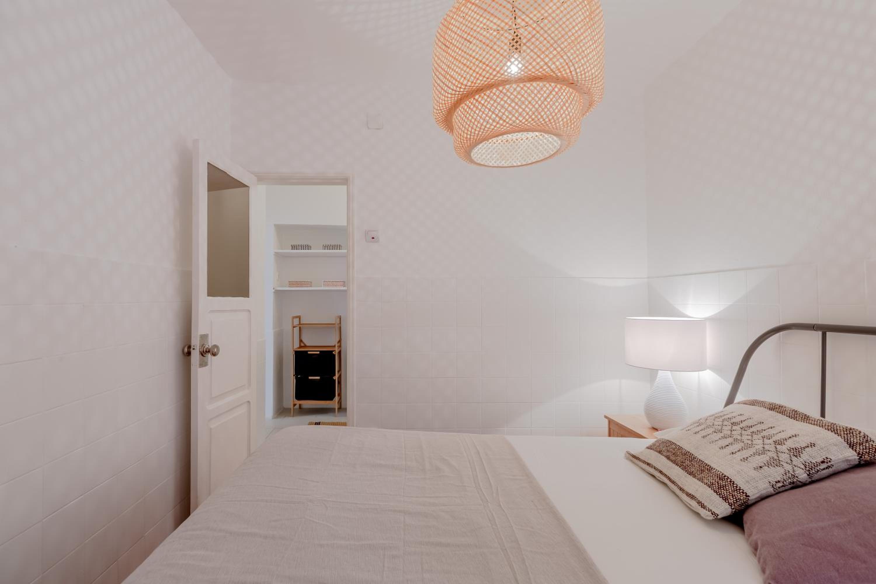One-Bedroom Apartment - Photo 16