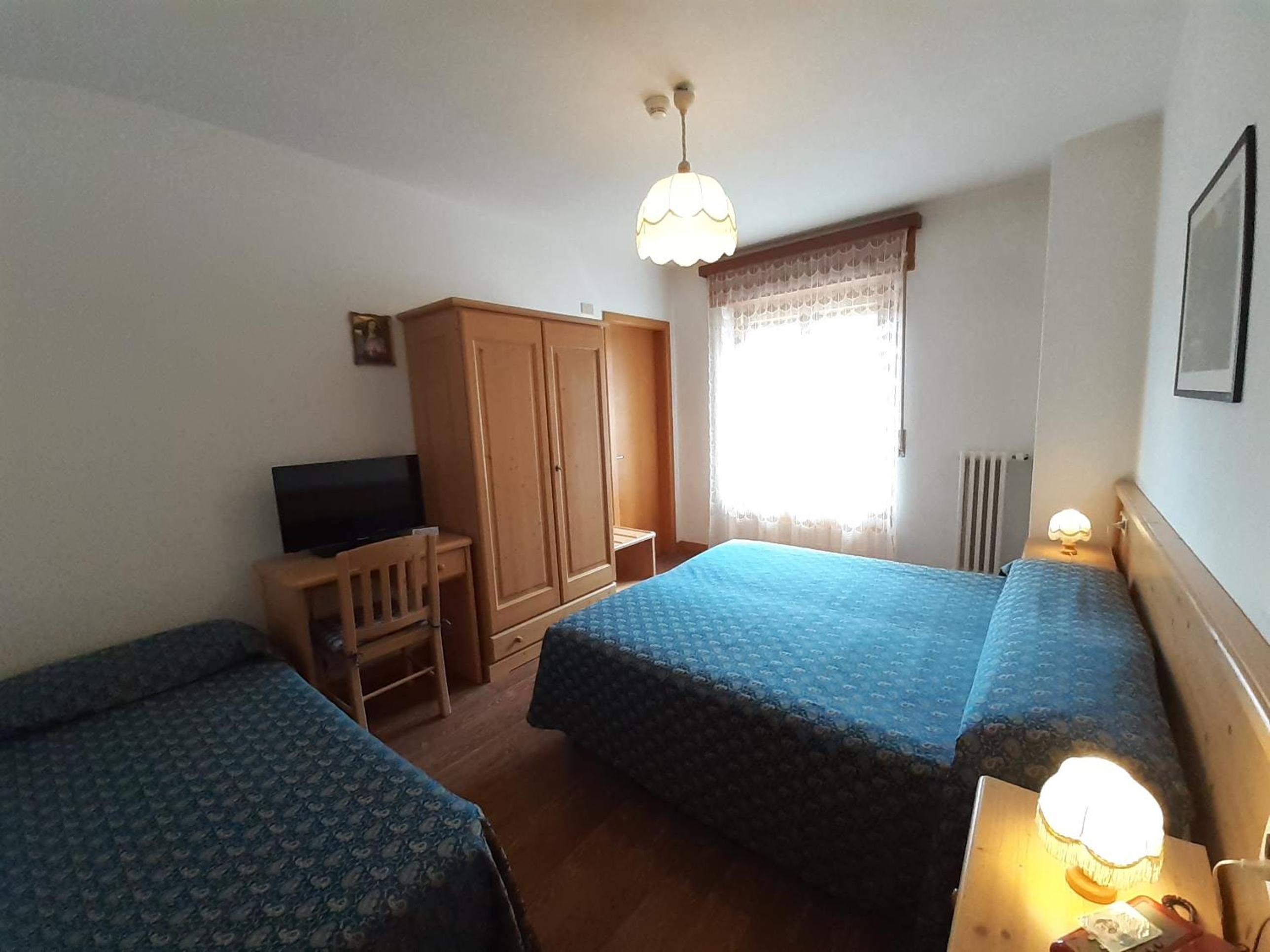 Triple Room with Balcony - Photo 5