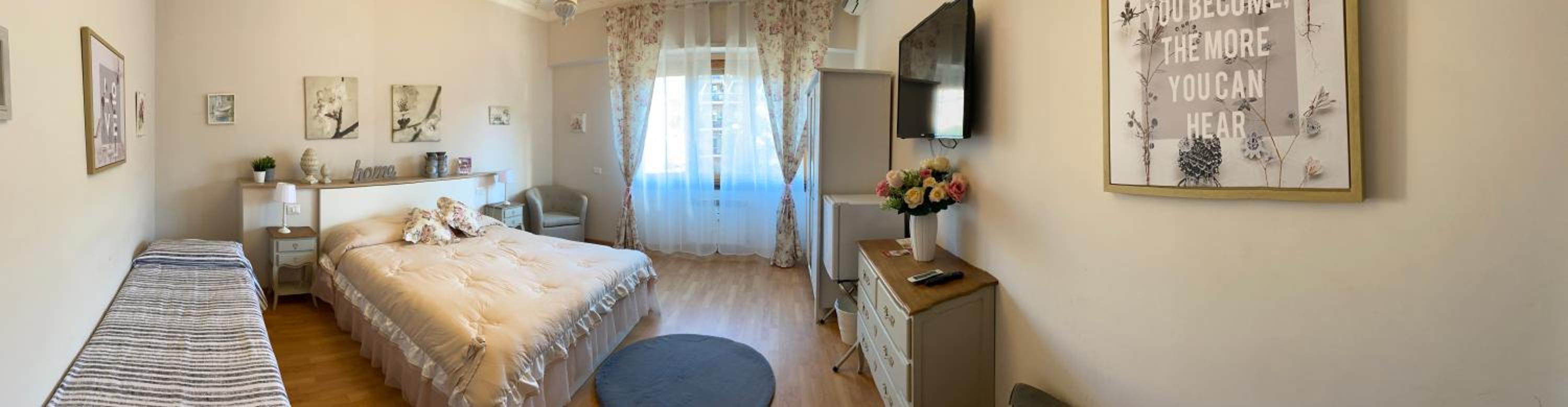 Triple Room with Private Bathroom photo 3