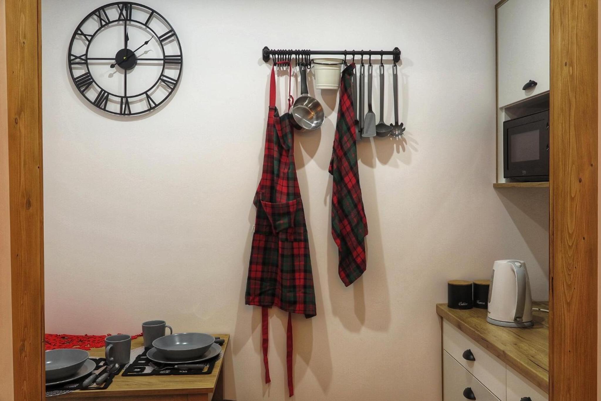 Triple Room with Private Bathroom - Photo 8