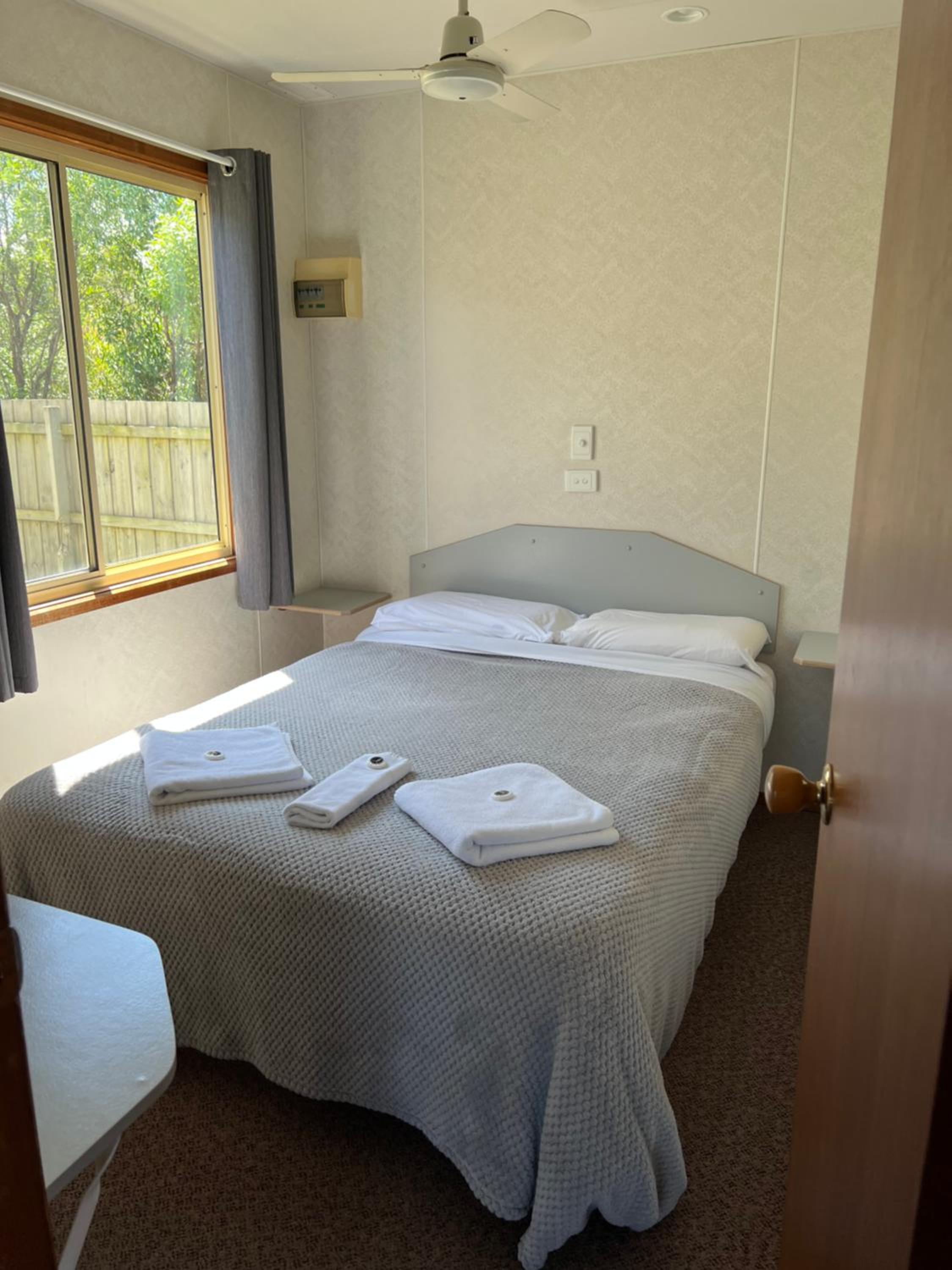 Budget Two-Bedroom Cabin  - Photo 4