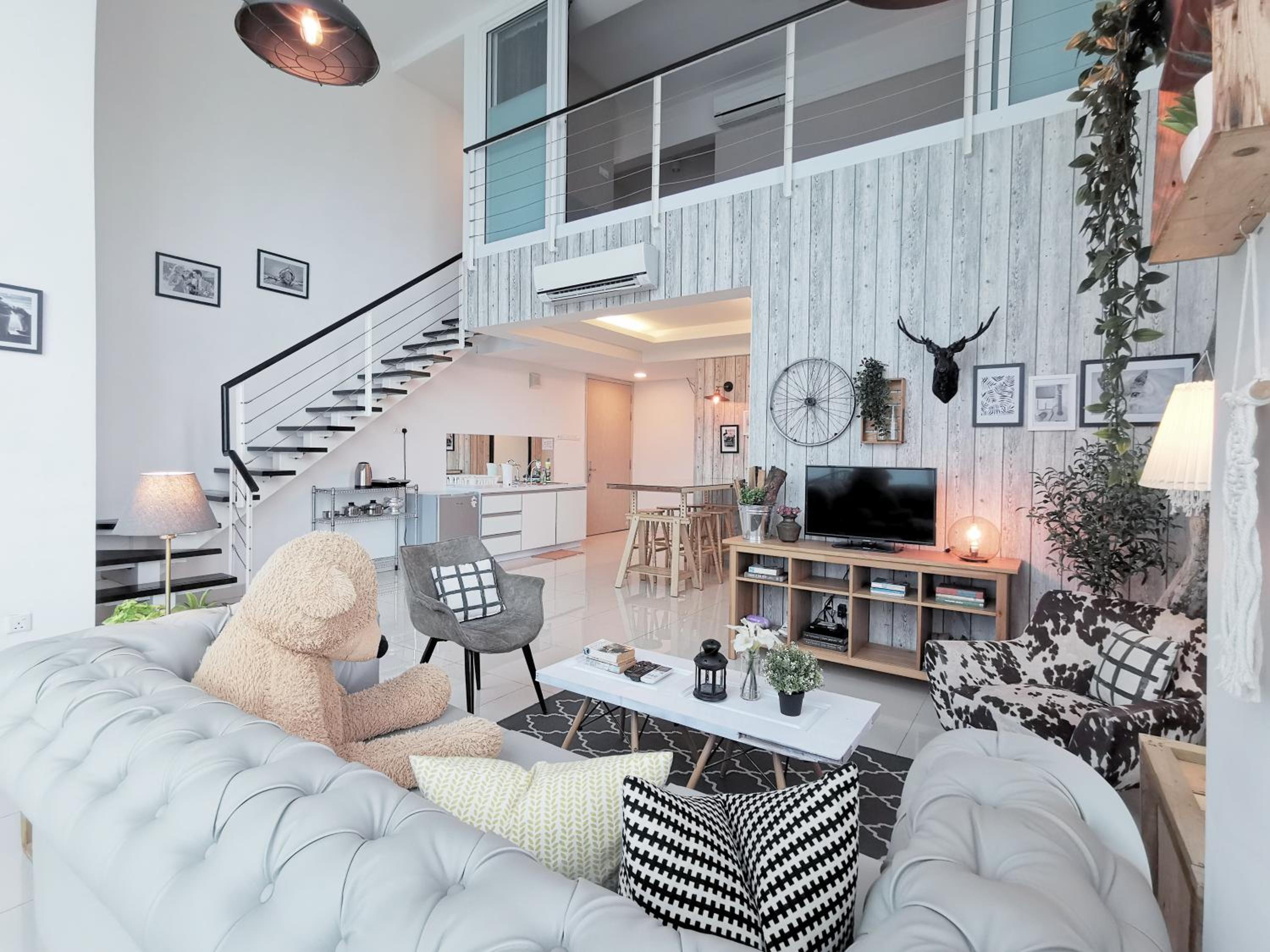 Two-Bedroom Apartment - Photo 23