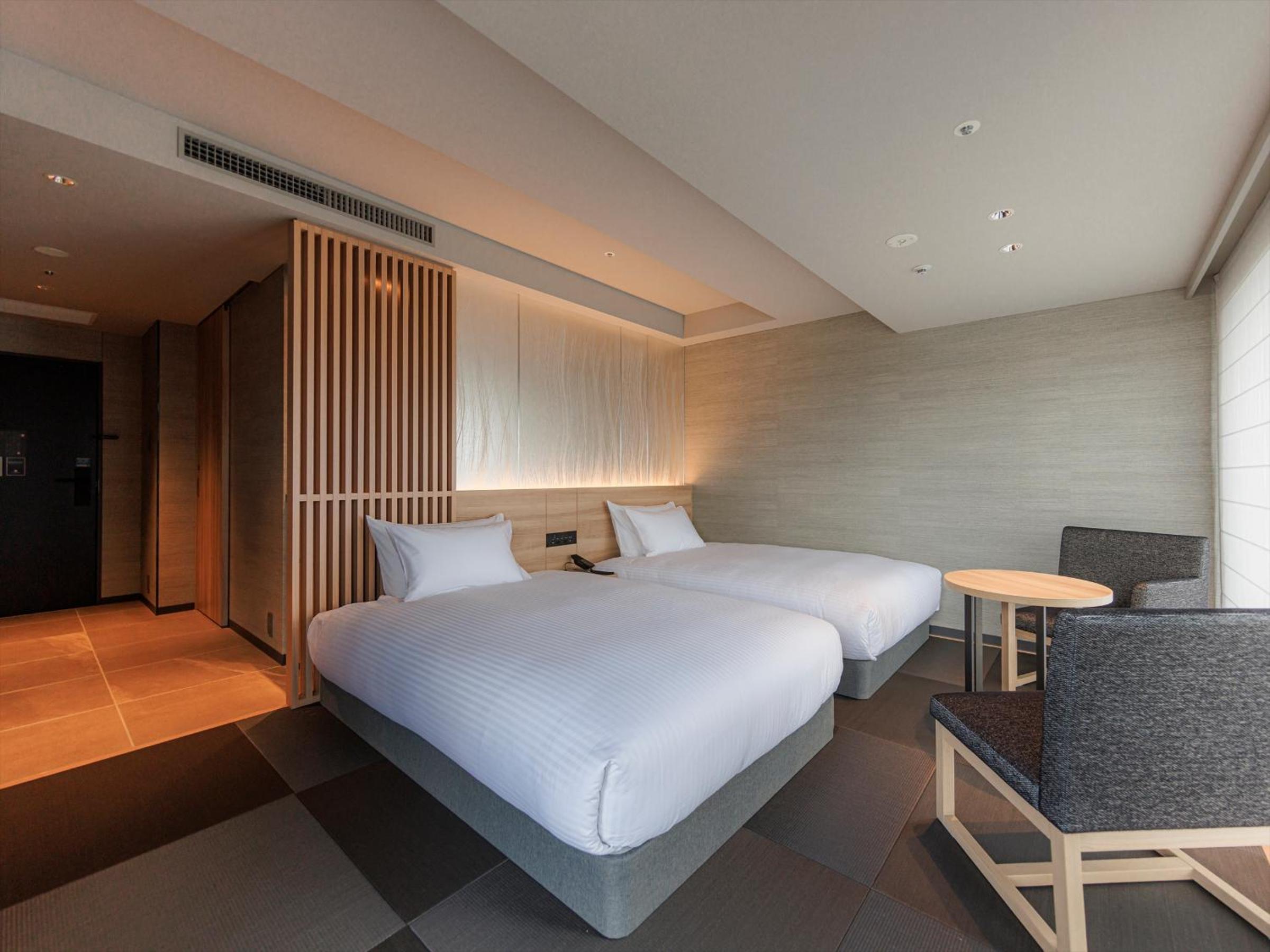 Deluxe Twin Room (2 Adults) - Photo 1