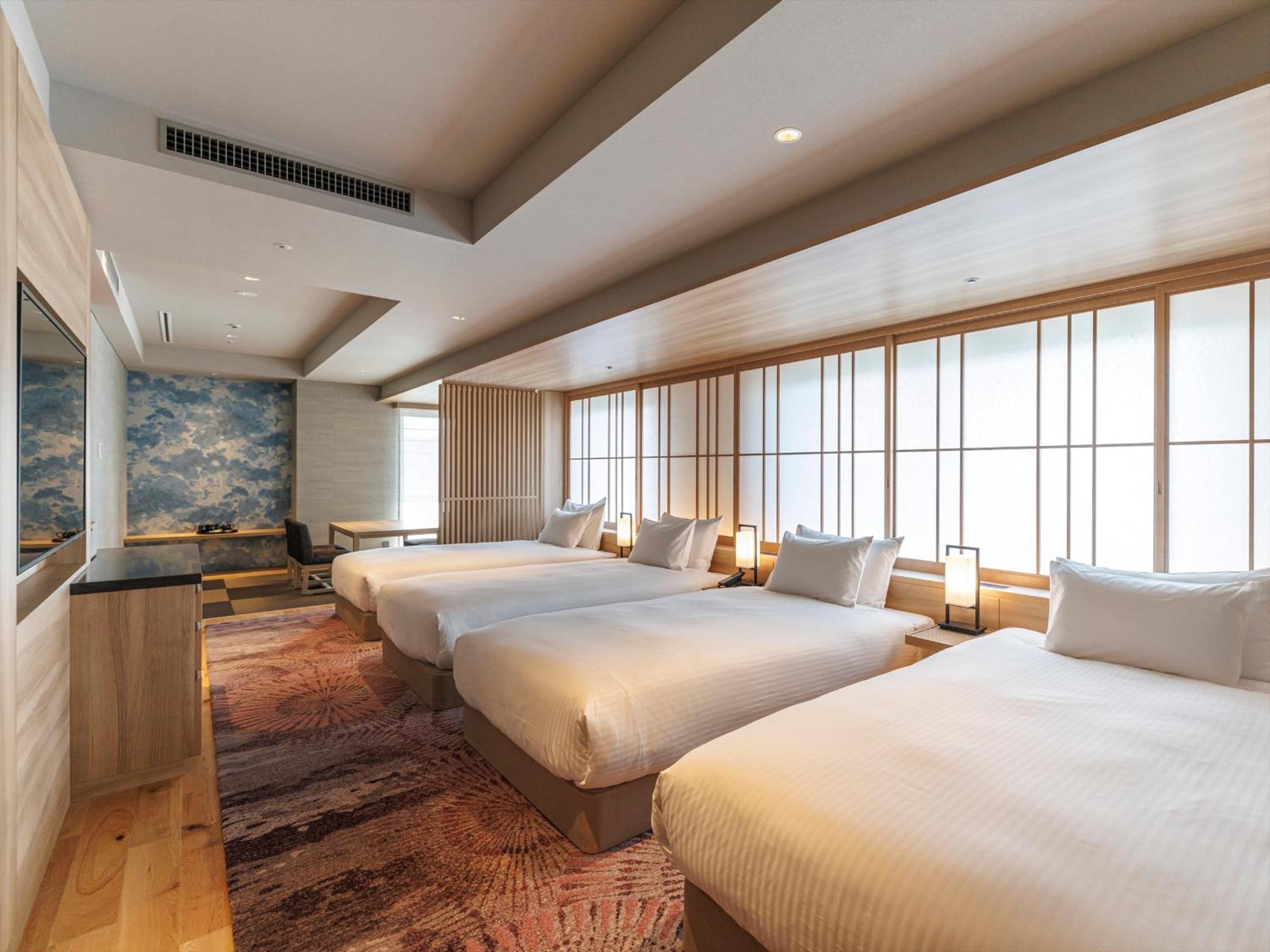Deluxe Quadruple Room with Tatami Area (4 Adults) - Photo 16