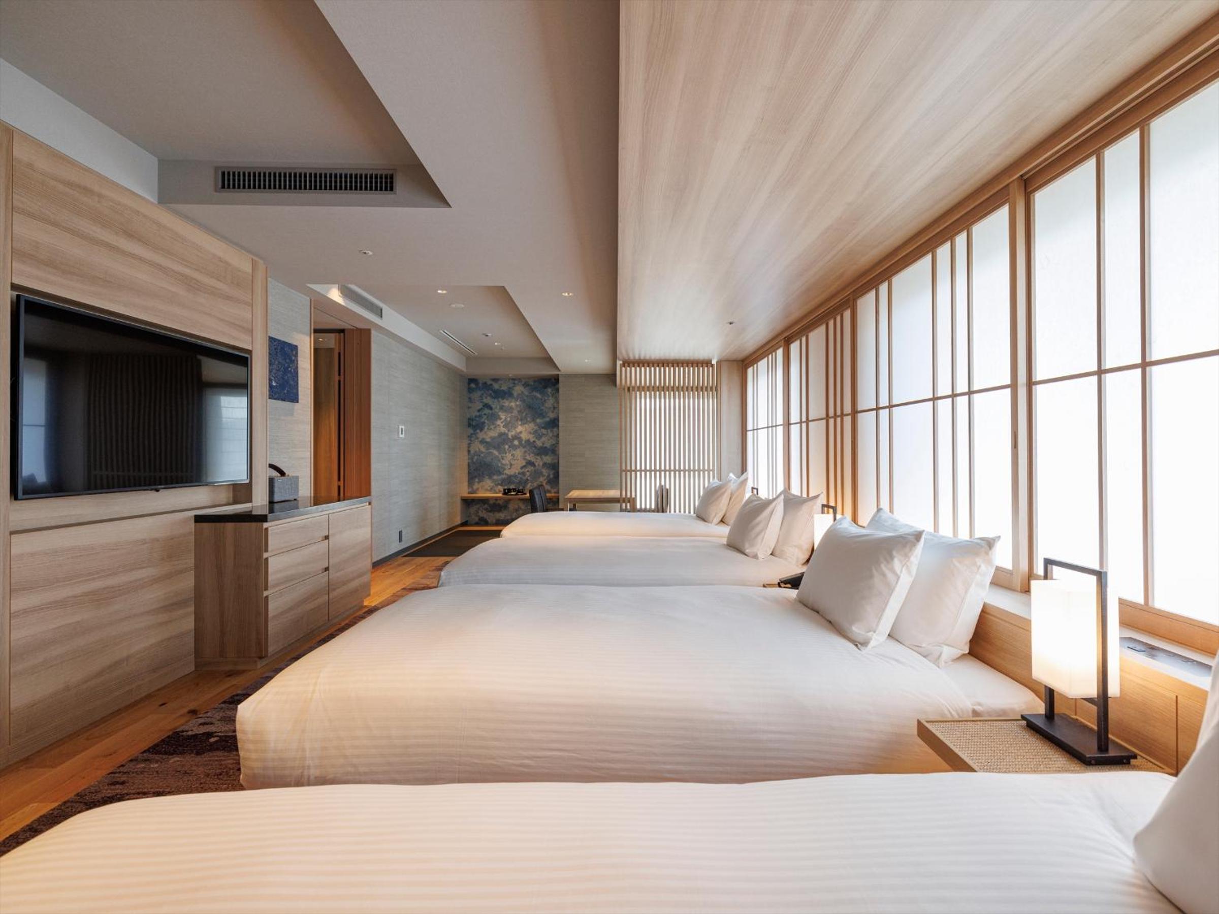 Deluxe Quadruple Room with Tatami Area (4 Adults) - Photo 17