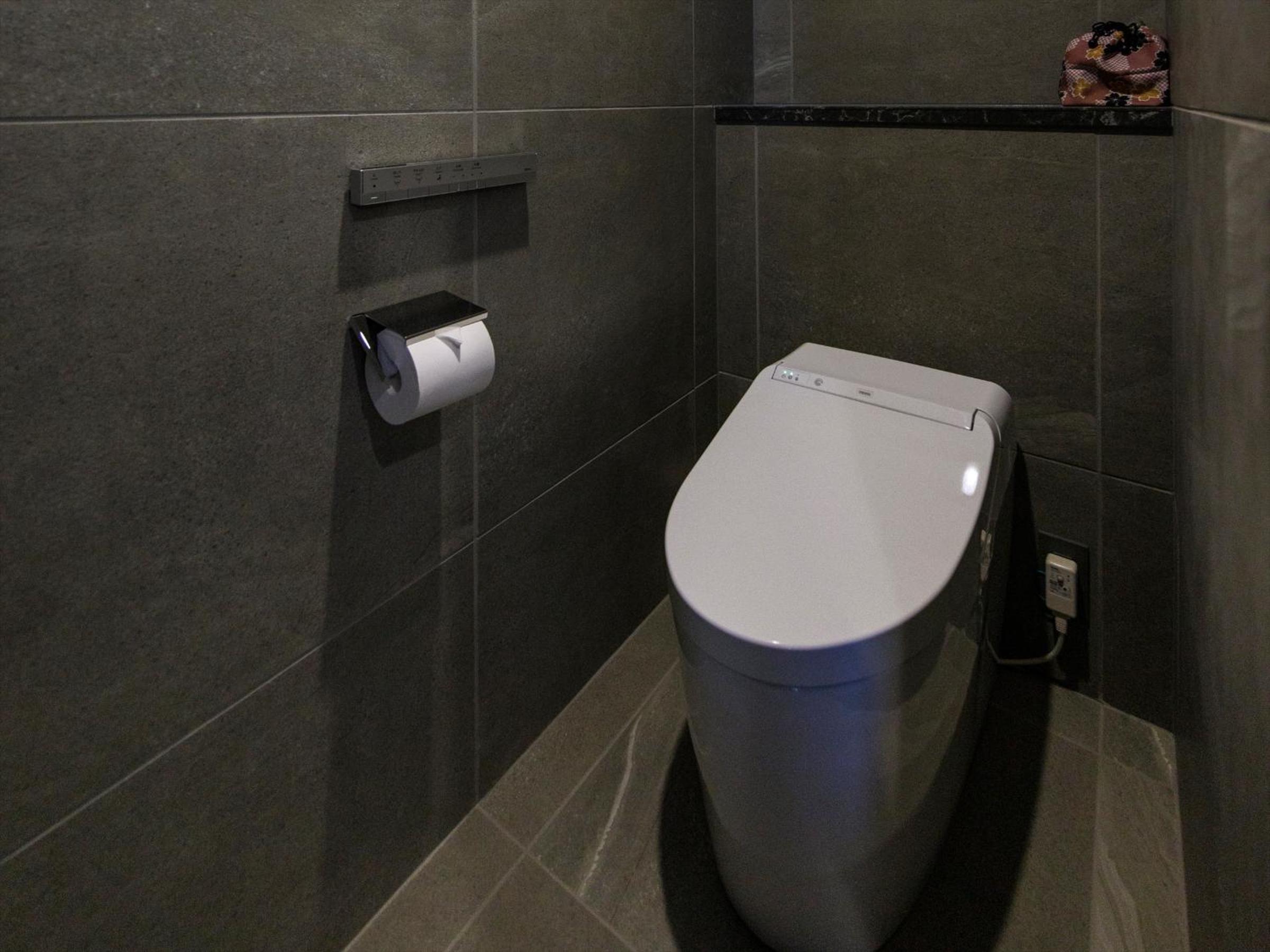 Premium Twin Room (2 Adults) - Photo 17