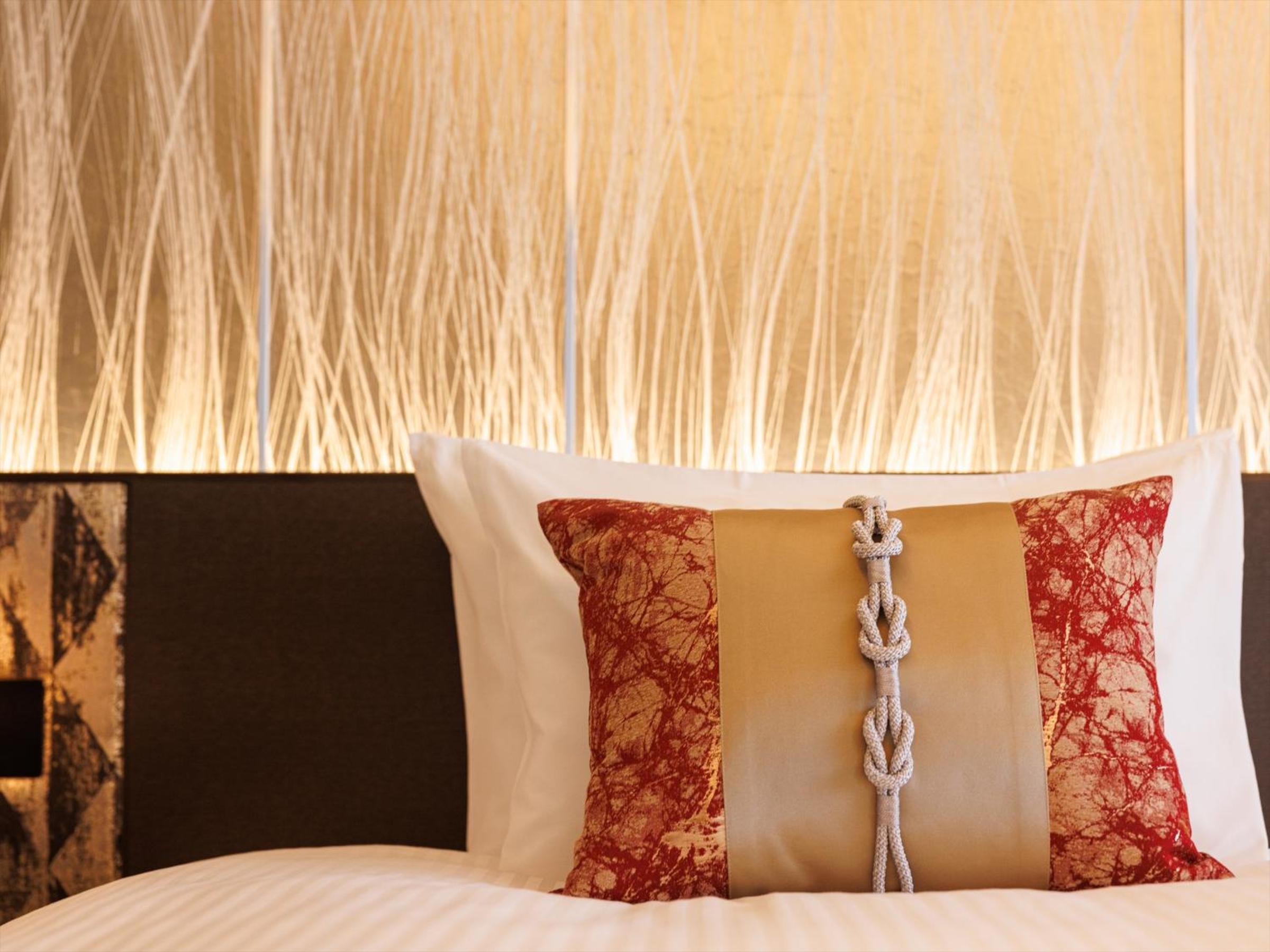 Premium Twin Room (2 Adults) - Photo 25