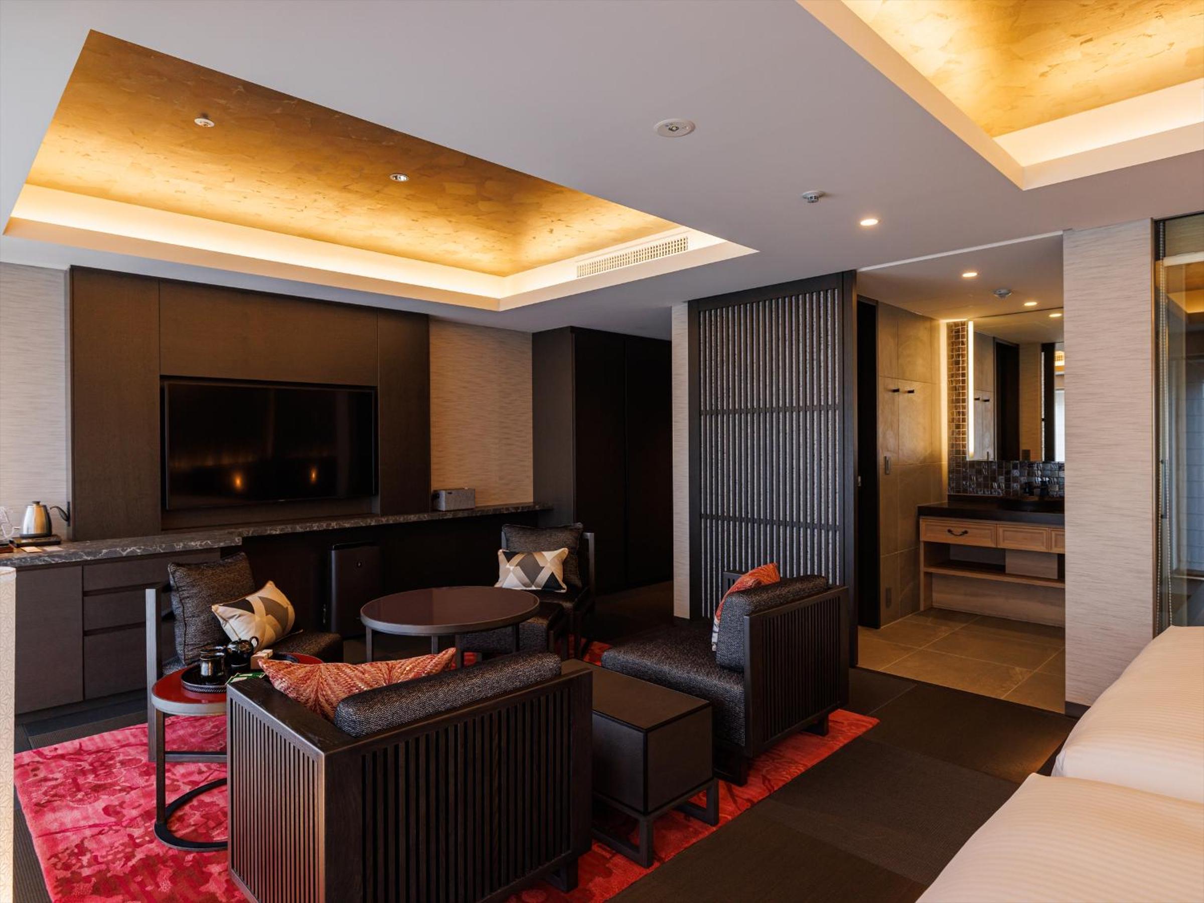 Premium Twin Room (2 Adults) - Photo 28