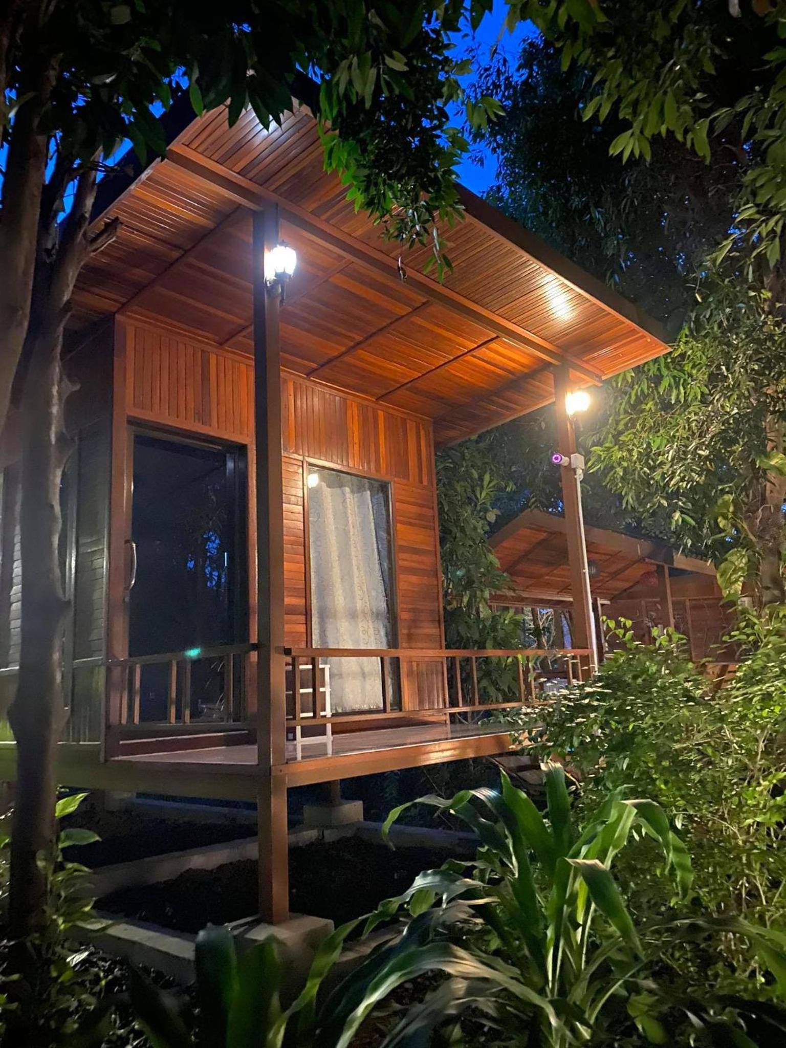 King Room with Garden View - Photo 6