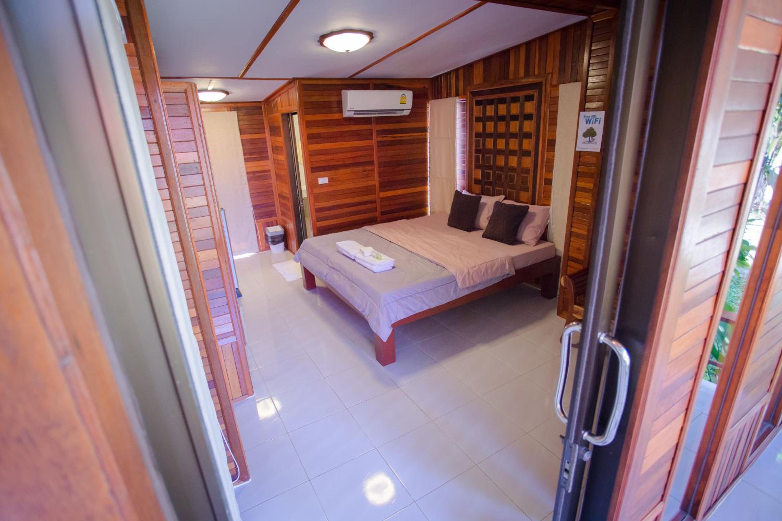 King Room with Garden View - Photo 4