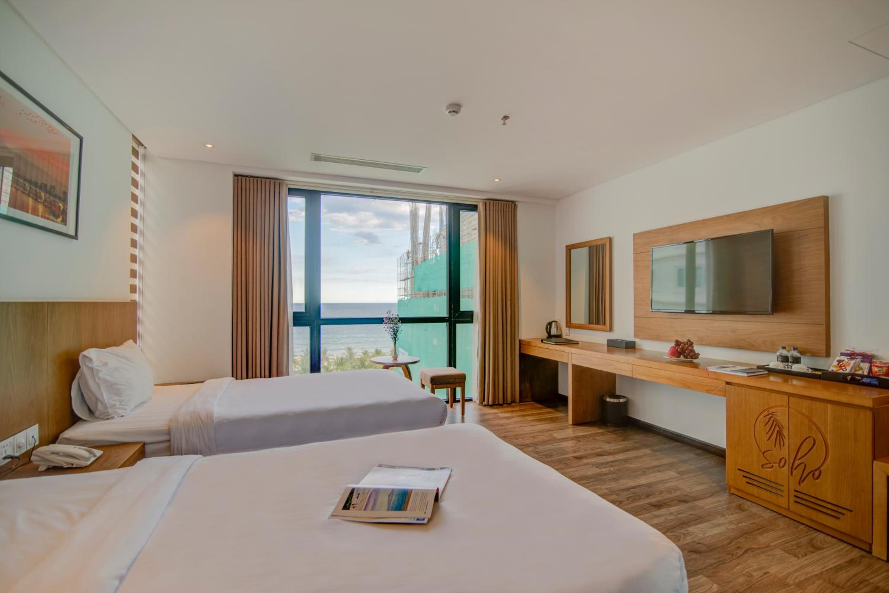 Deluxe Double or Twin Room with Ocean View
