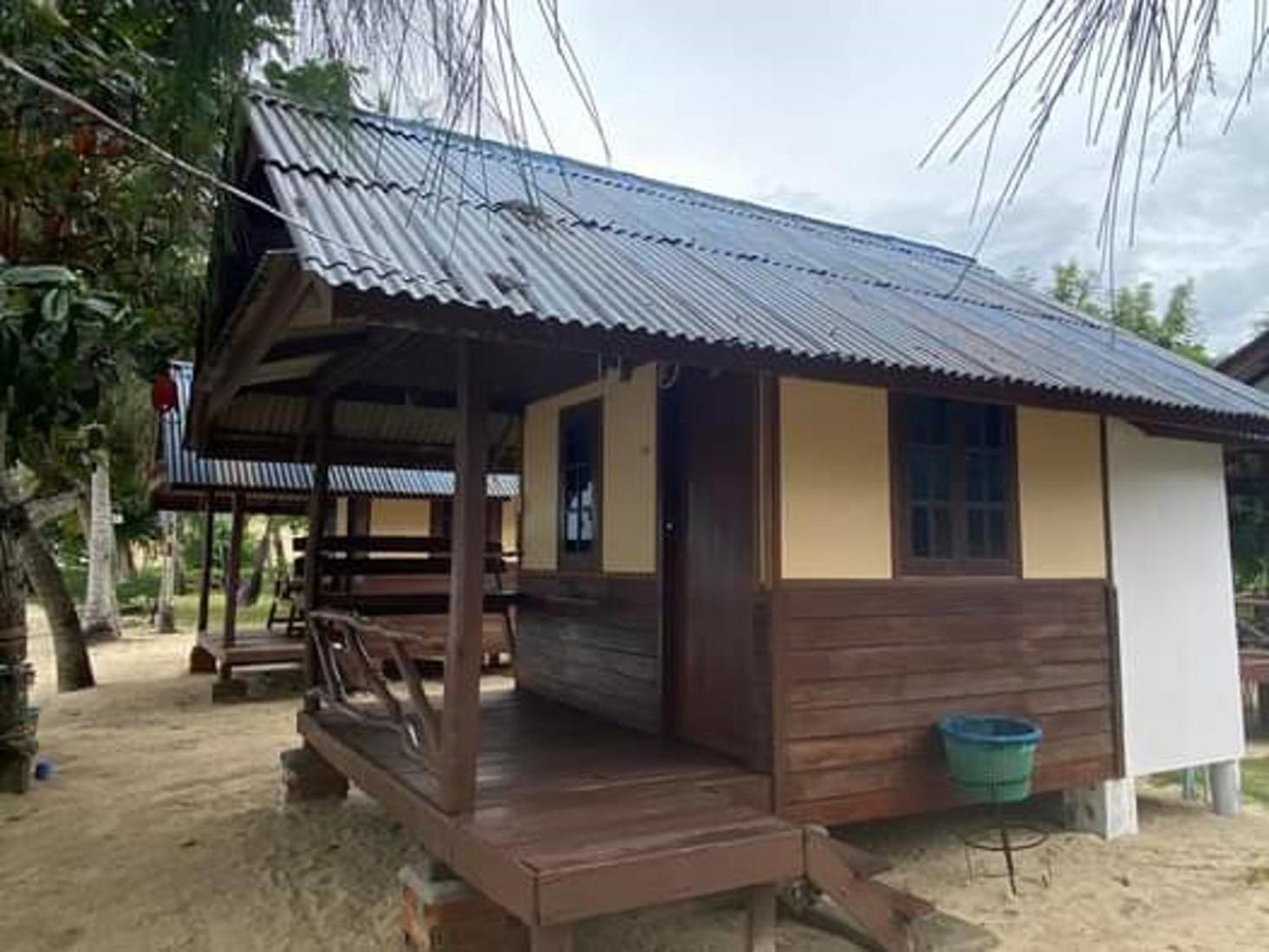 Standard Bungalow - Photo 2