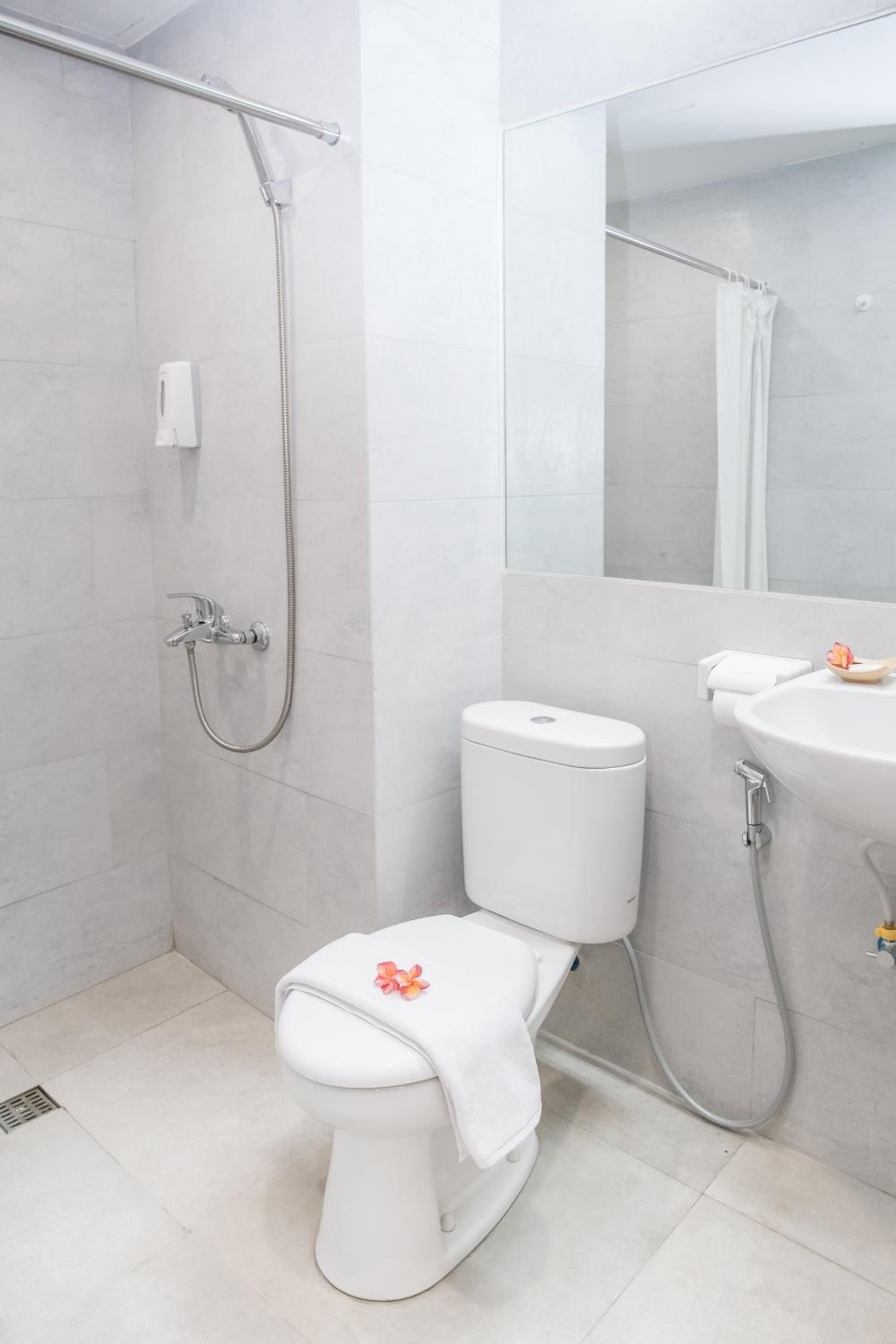Standard Single Room - Photo 2