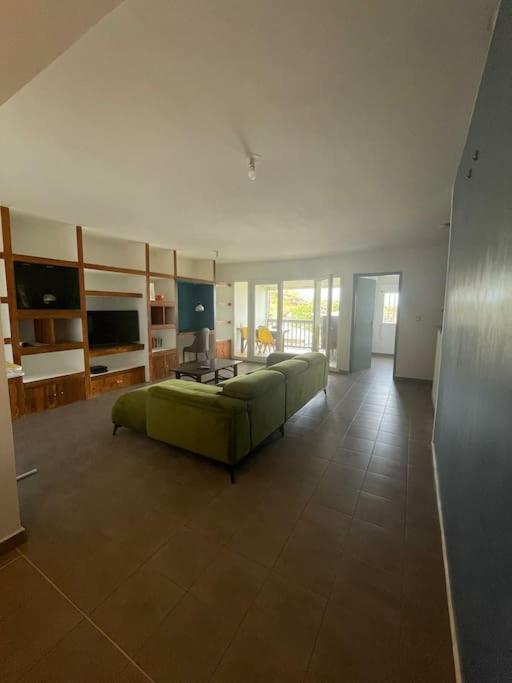 Three-Bedroom Apartment photo 1