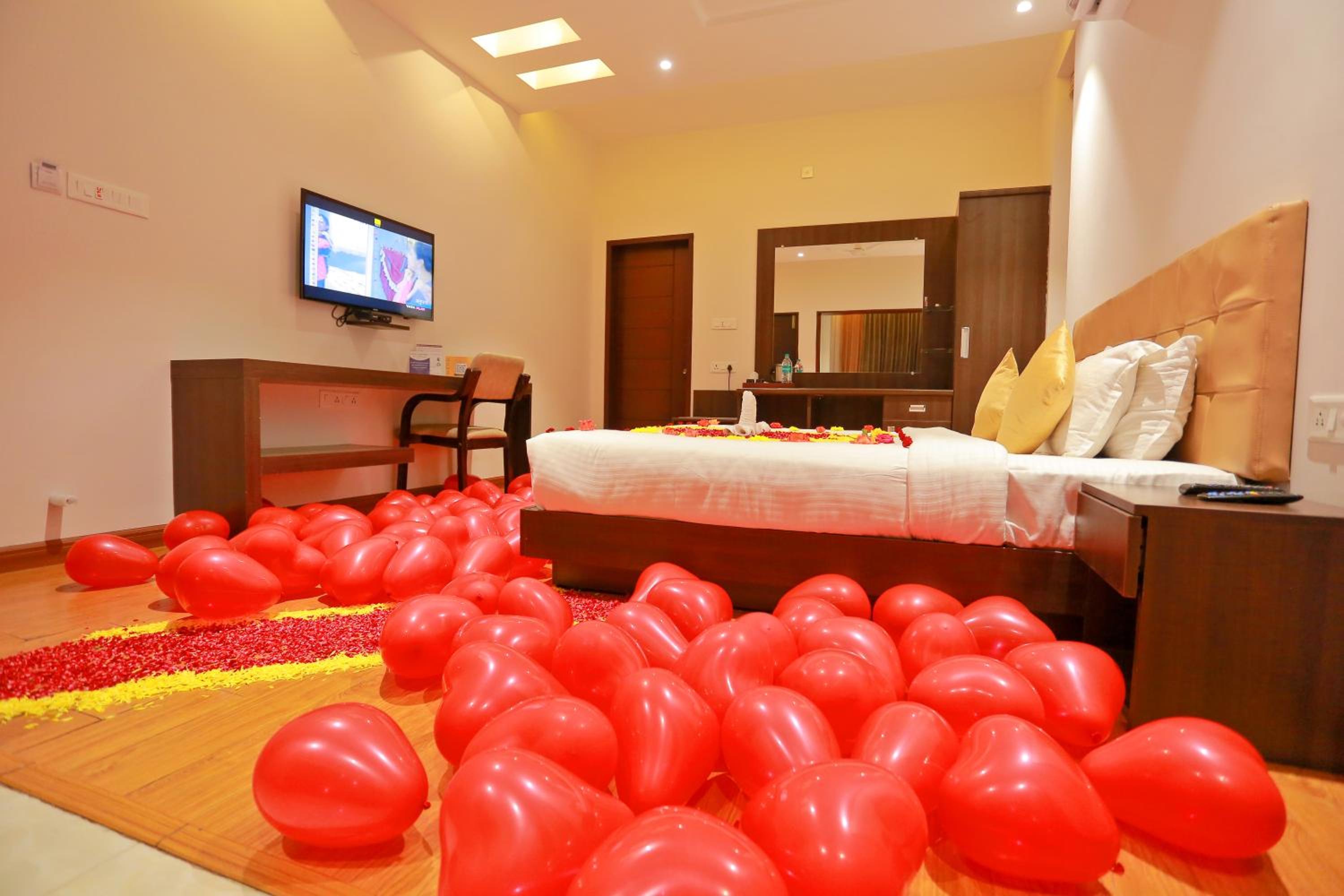 Premium Room NON A/C - Photo 1