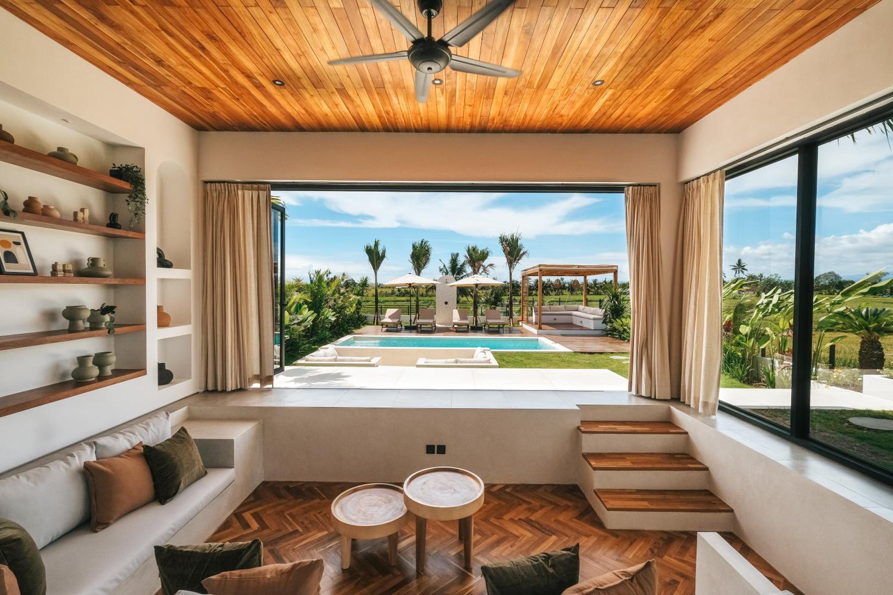 Three-Bedroom Villa - Photo 25