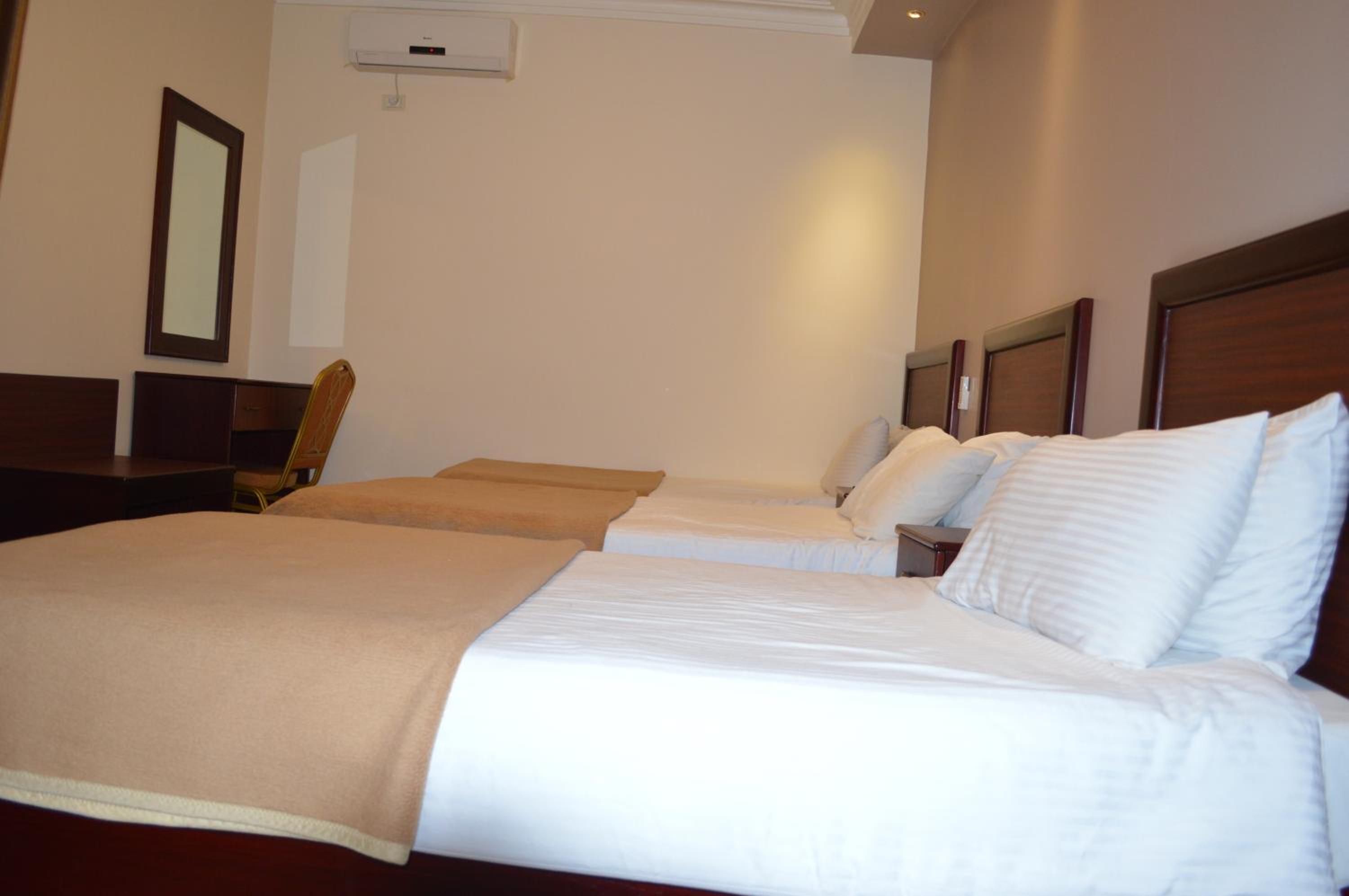 Triple Room - Photo 4