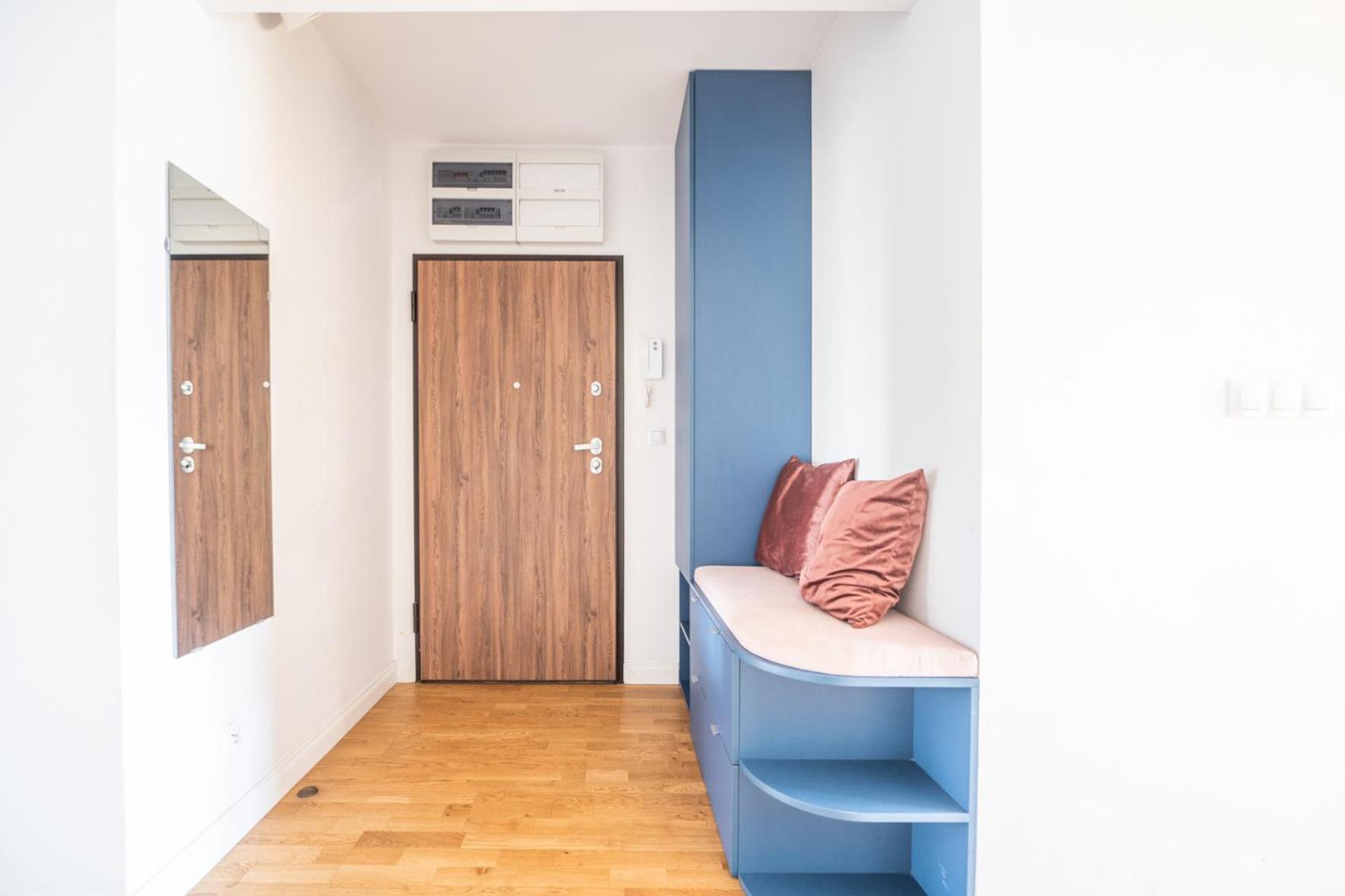Two-Bedroom Apartment - Photo 9