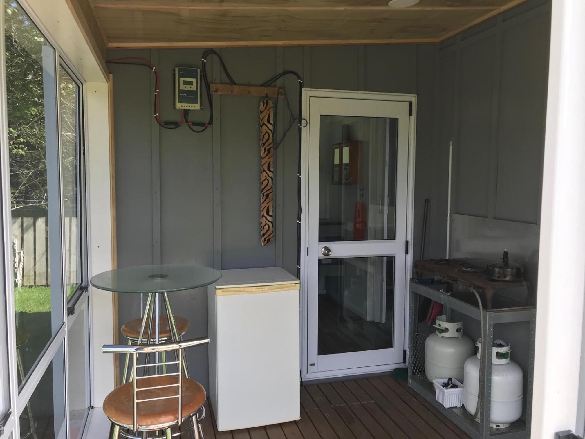 Double Room with Patio - Photo 3