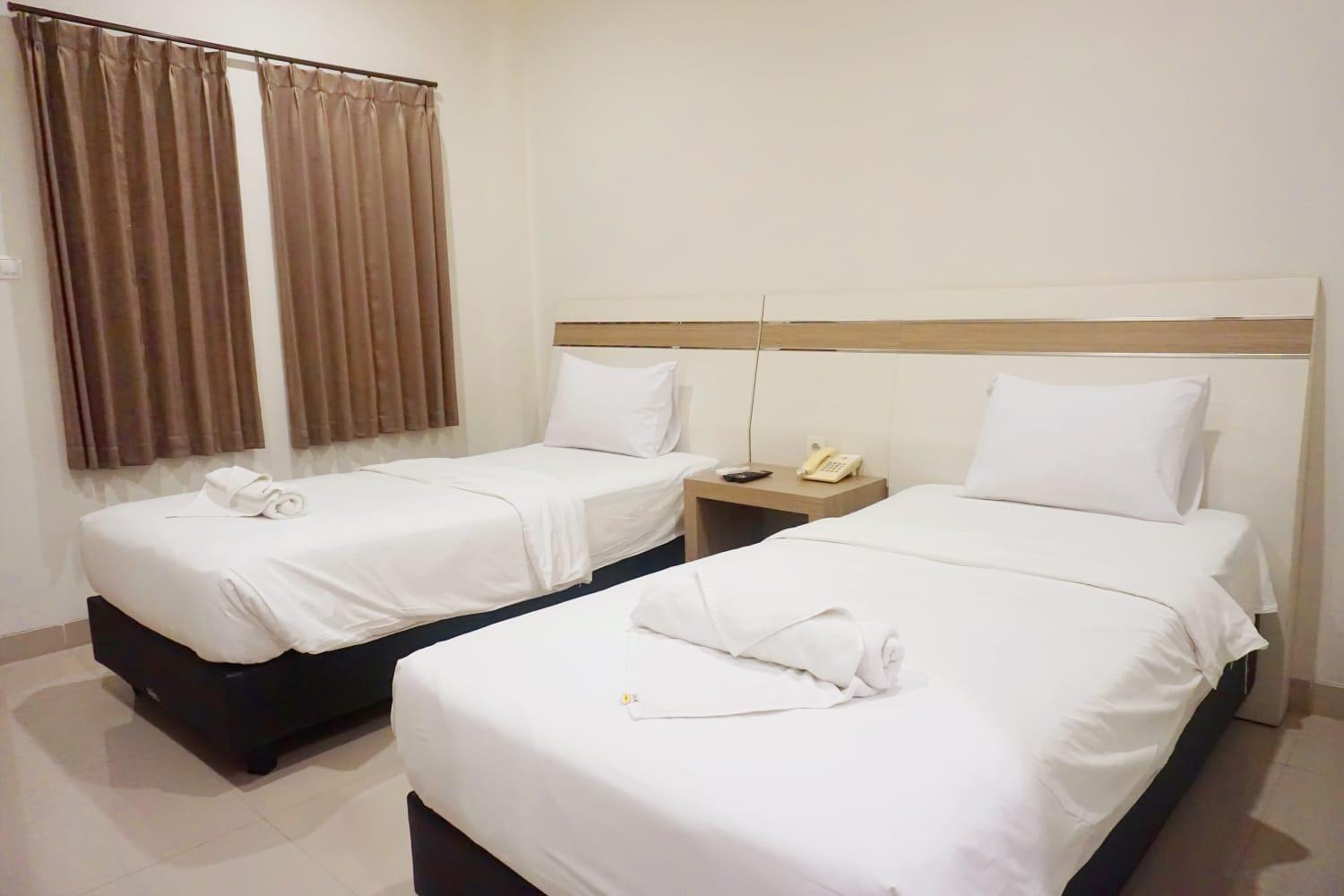 Deluxe Twin Room - Photo 3