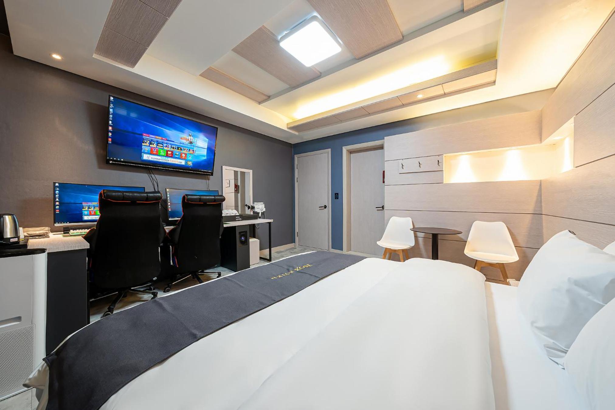 Deluxe Double Room With Bath