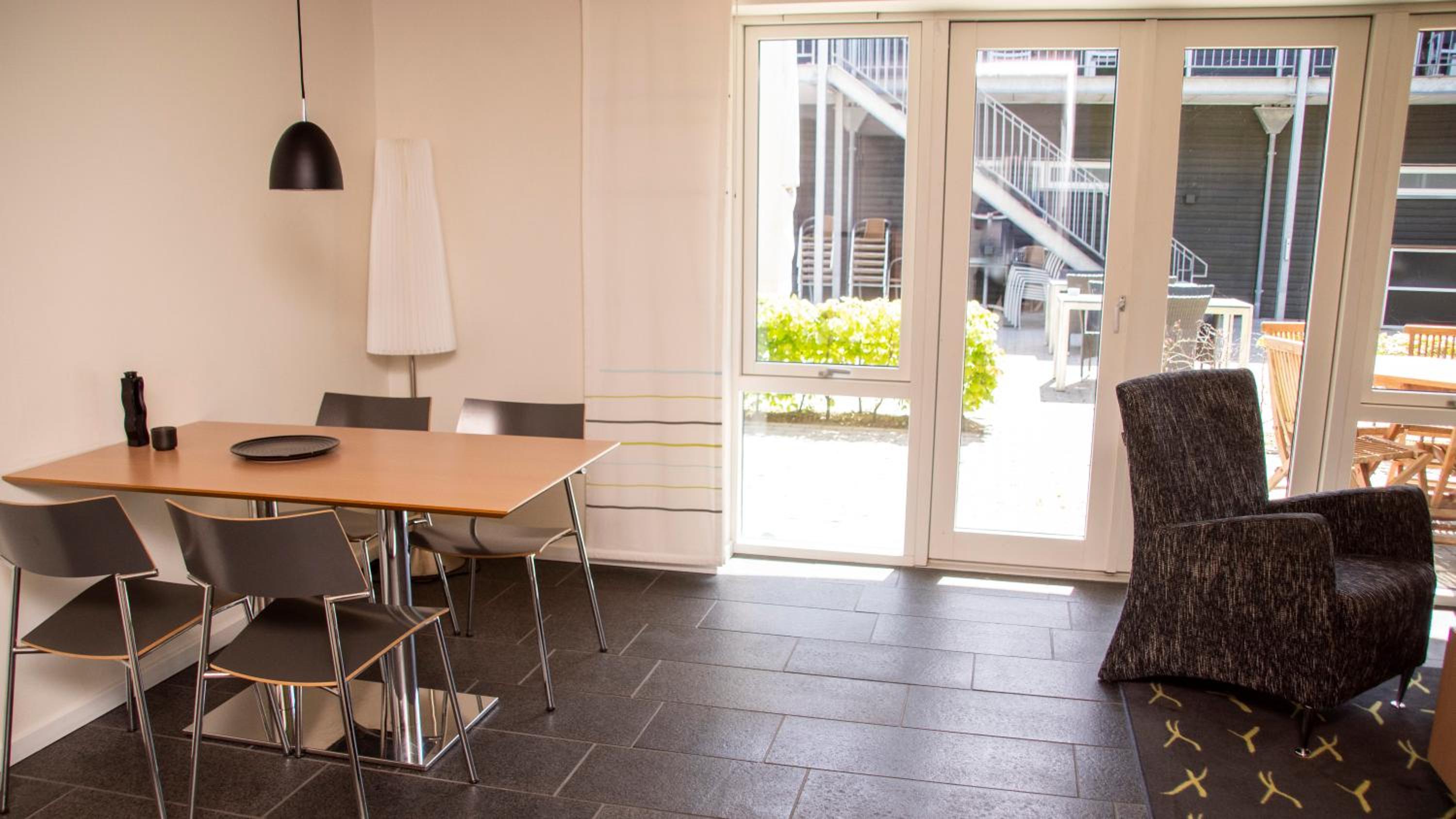 Lejlighed med udsigt til gårdhave,  stueetage. Max 4 pers - Photo 9