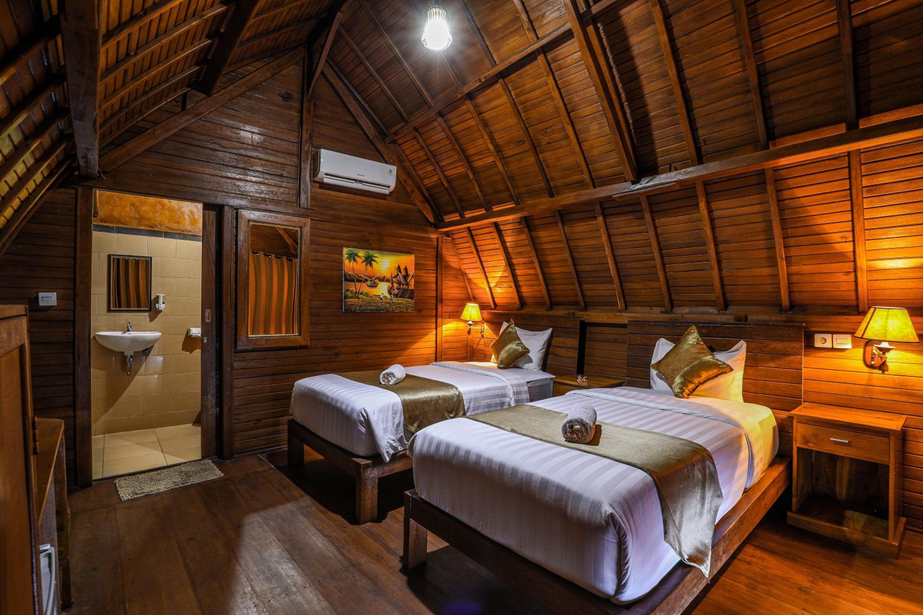 Deluxe Double Room - Photo 12
