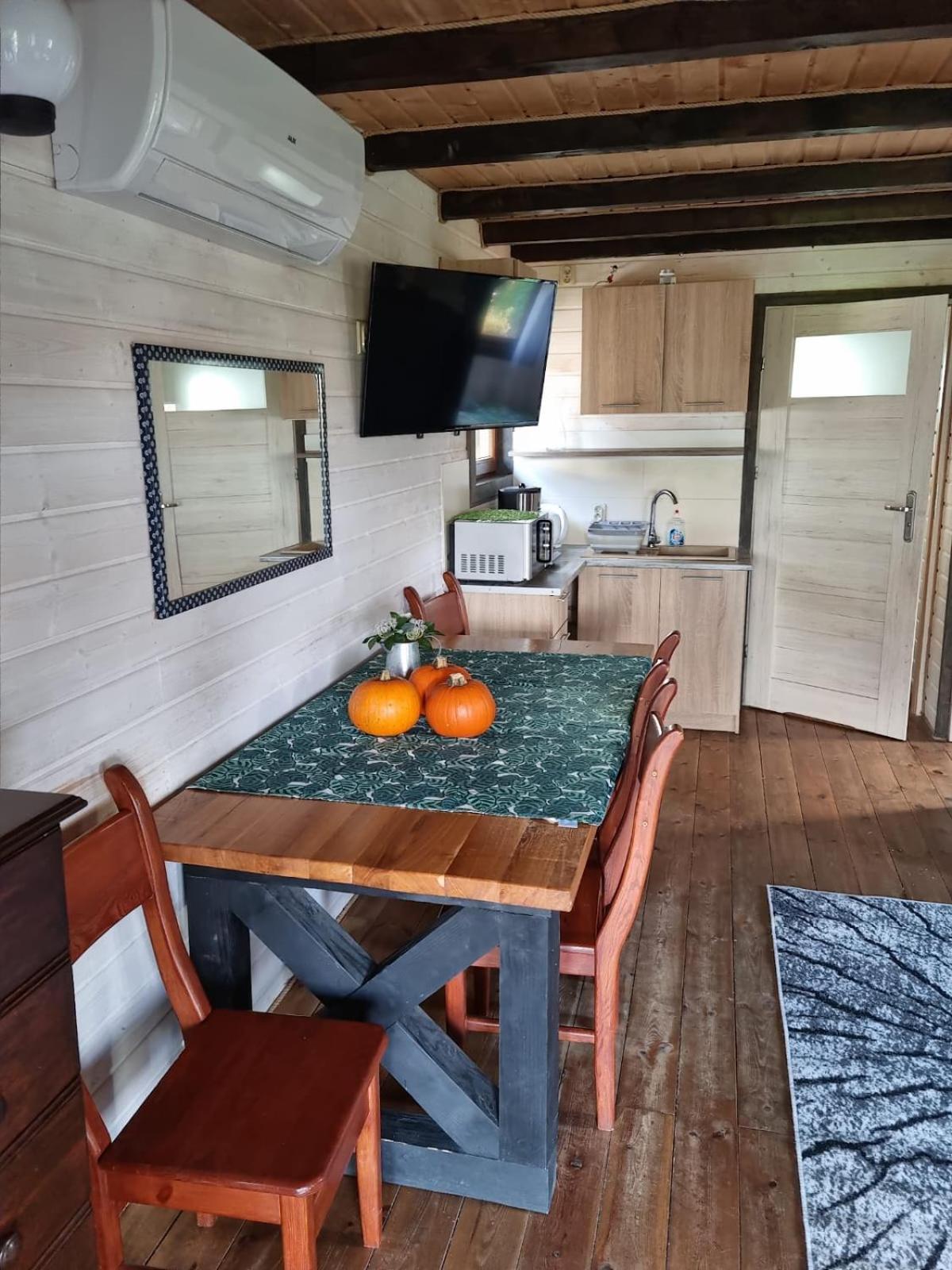 Three-Bedroom Chalet photo 3