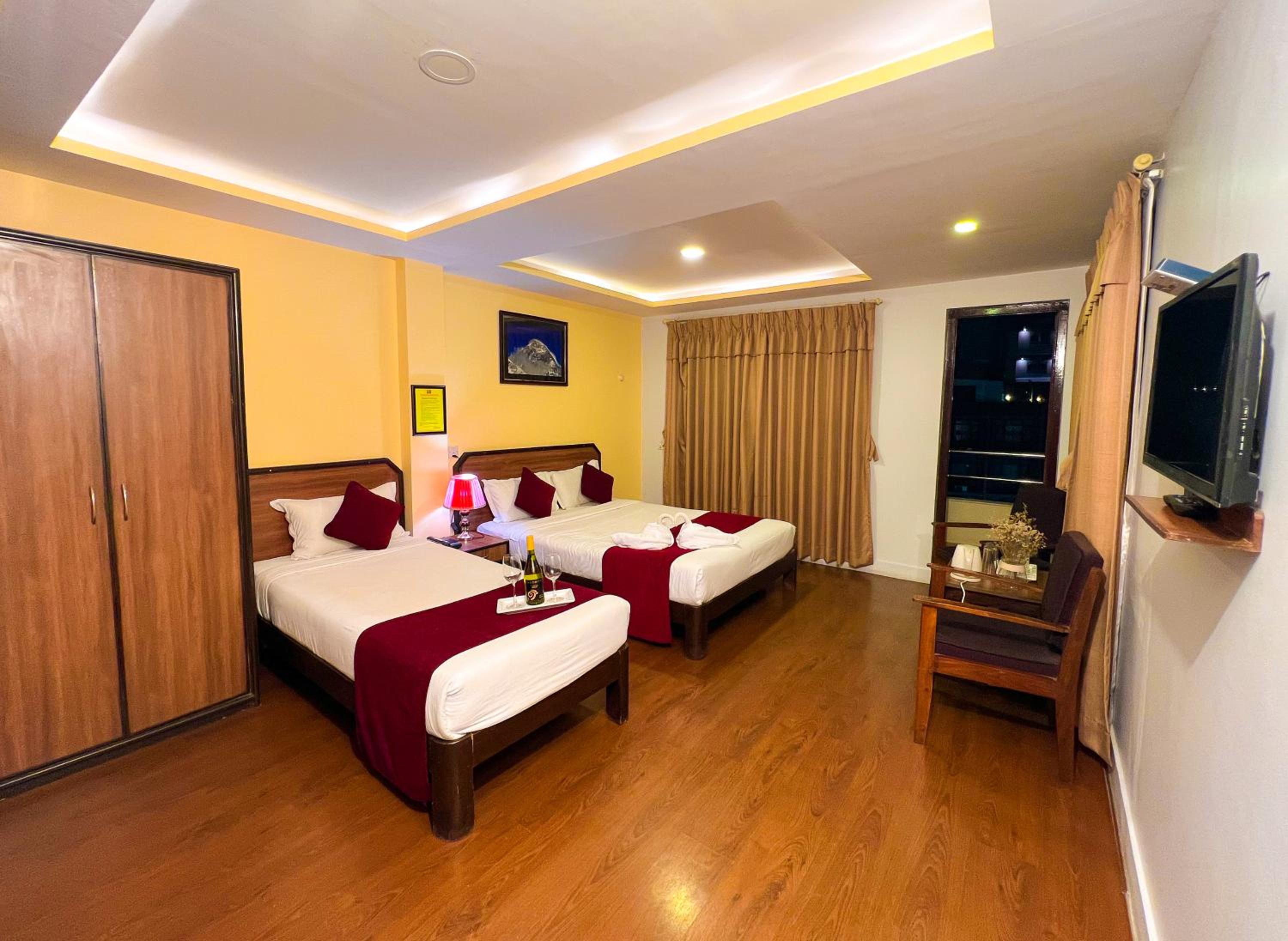 Deluxe Double or Twin Room