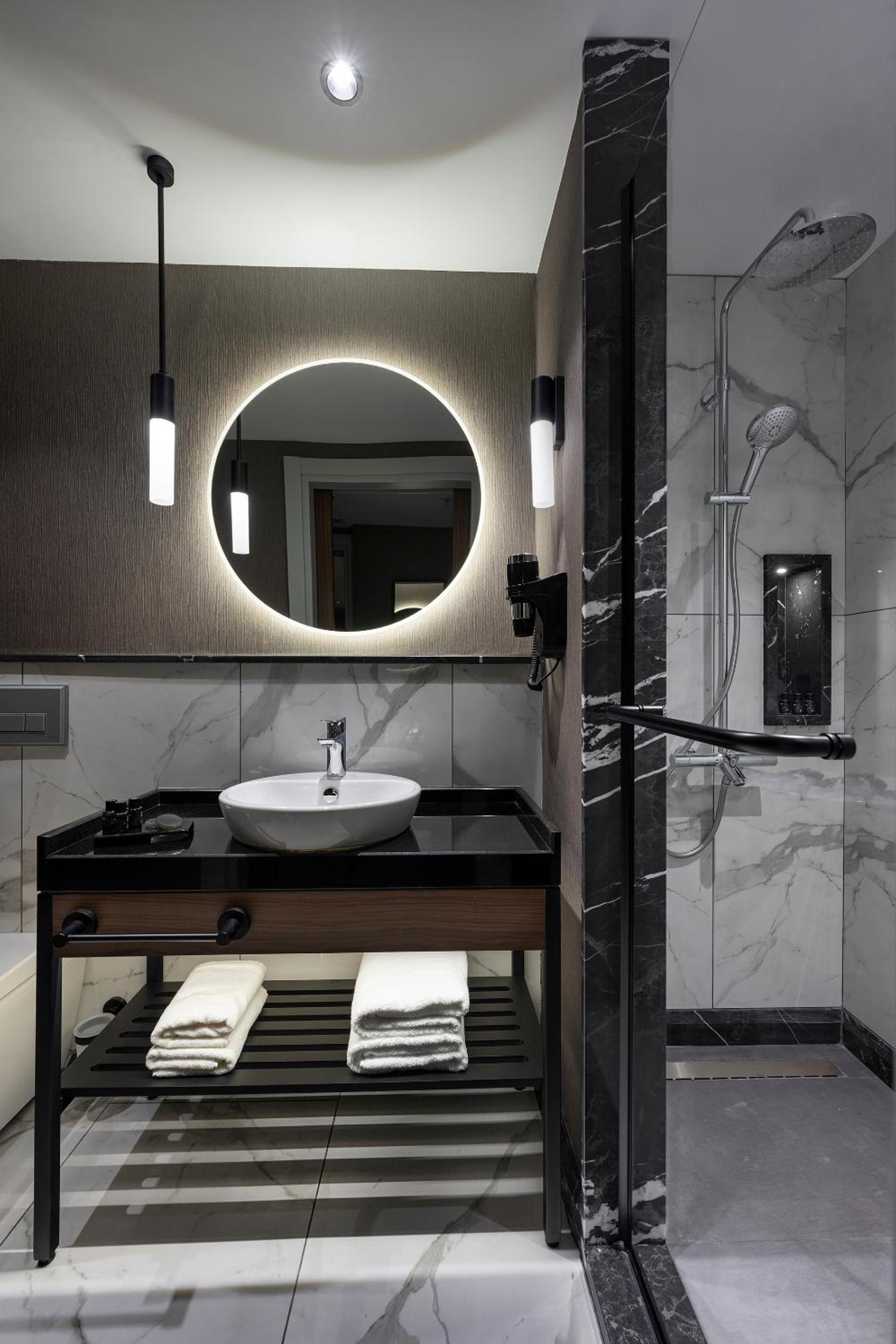 Superior Double or Twin Room photo 2