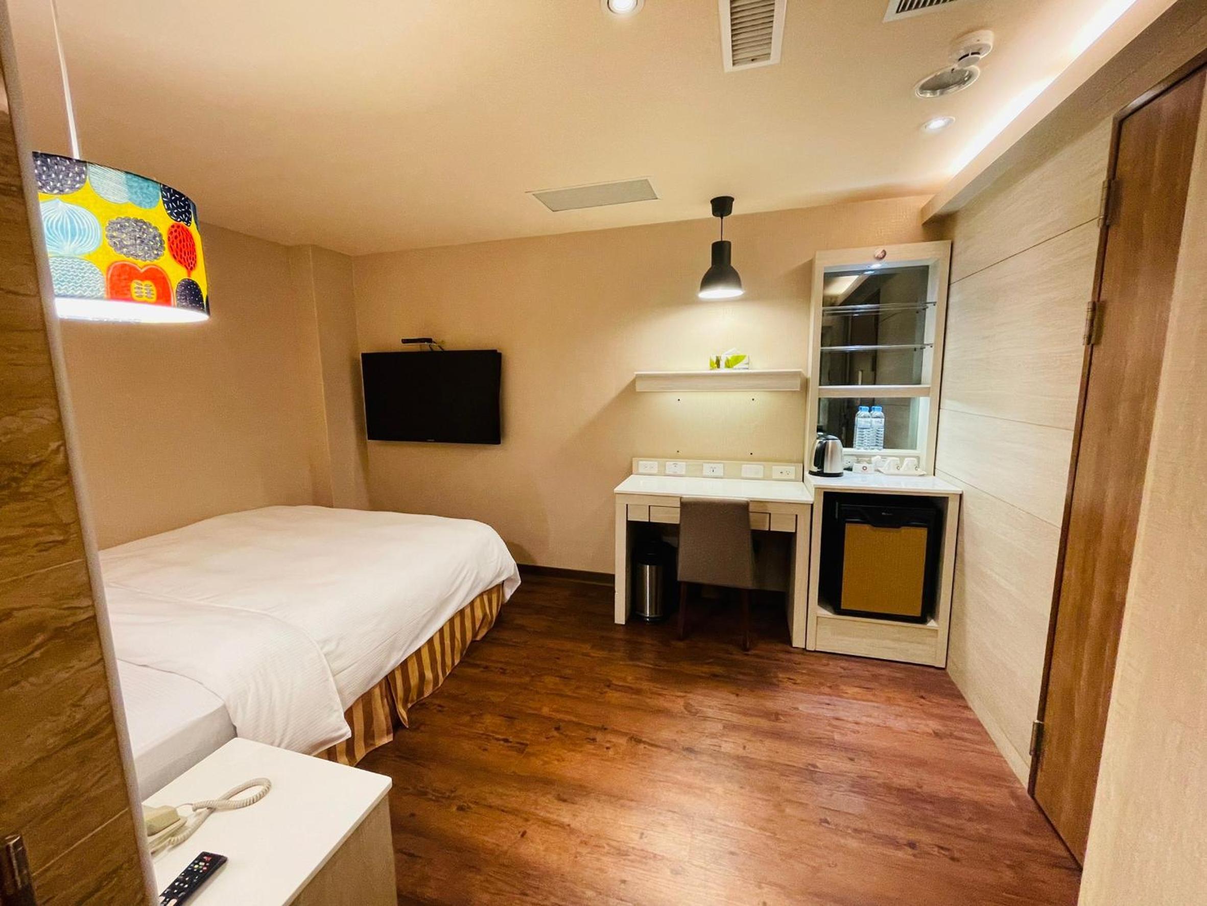 Double Room - Disability Access photo 3