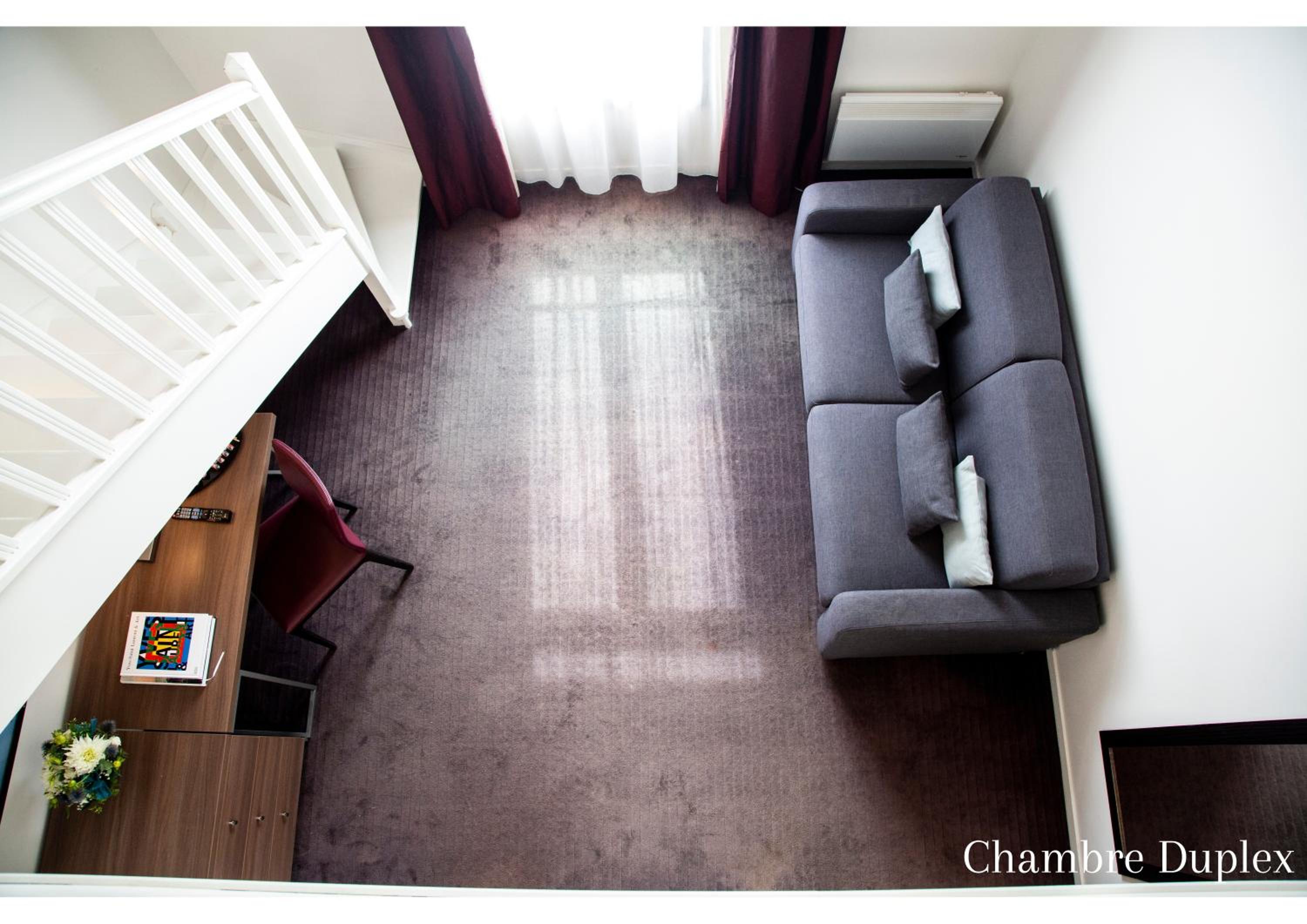 Duplex Room with Pool Access - Photo 5
