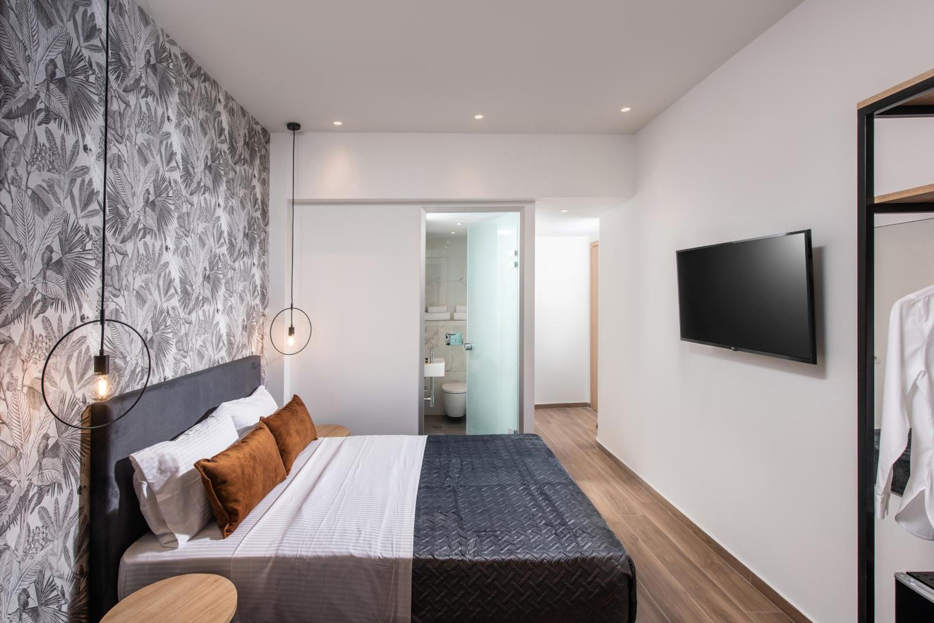 Deluxe Double Room photo 2