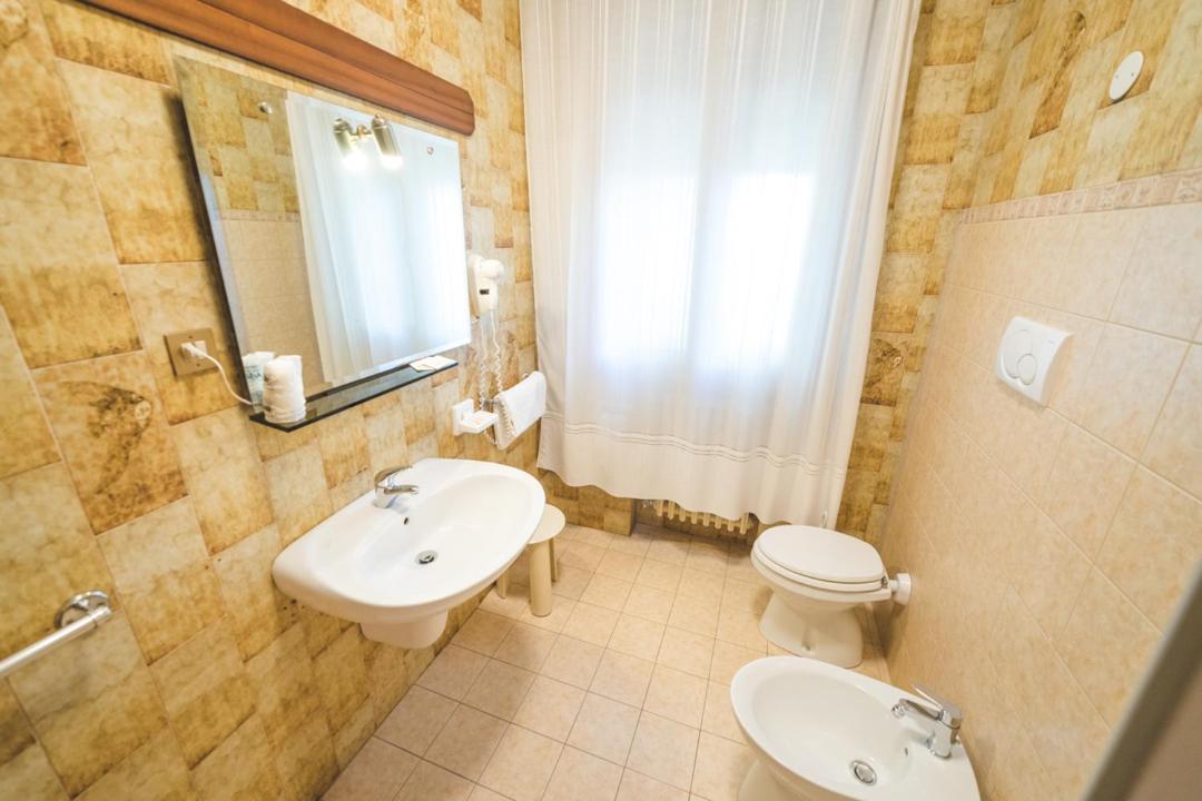 Triple Room - Photo 4