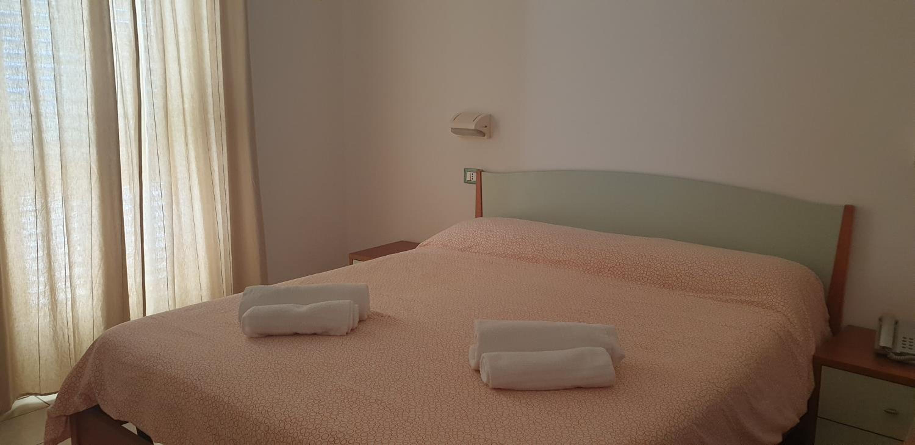 One-Bedroom Apartment - Photo 18