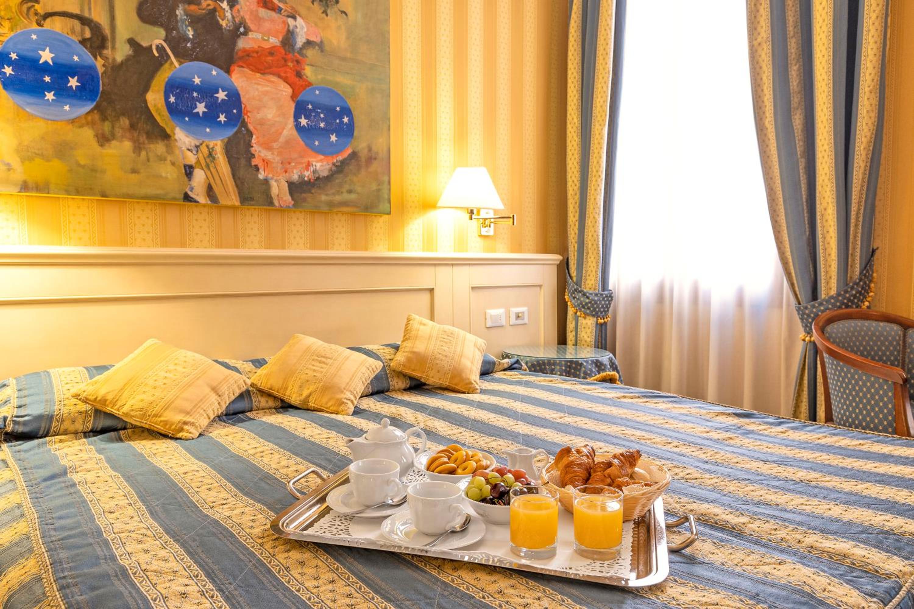 Superior Double or Twin Room photo 1
