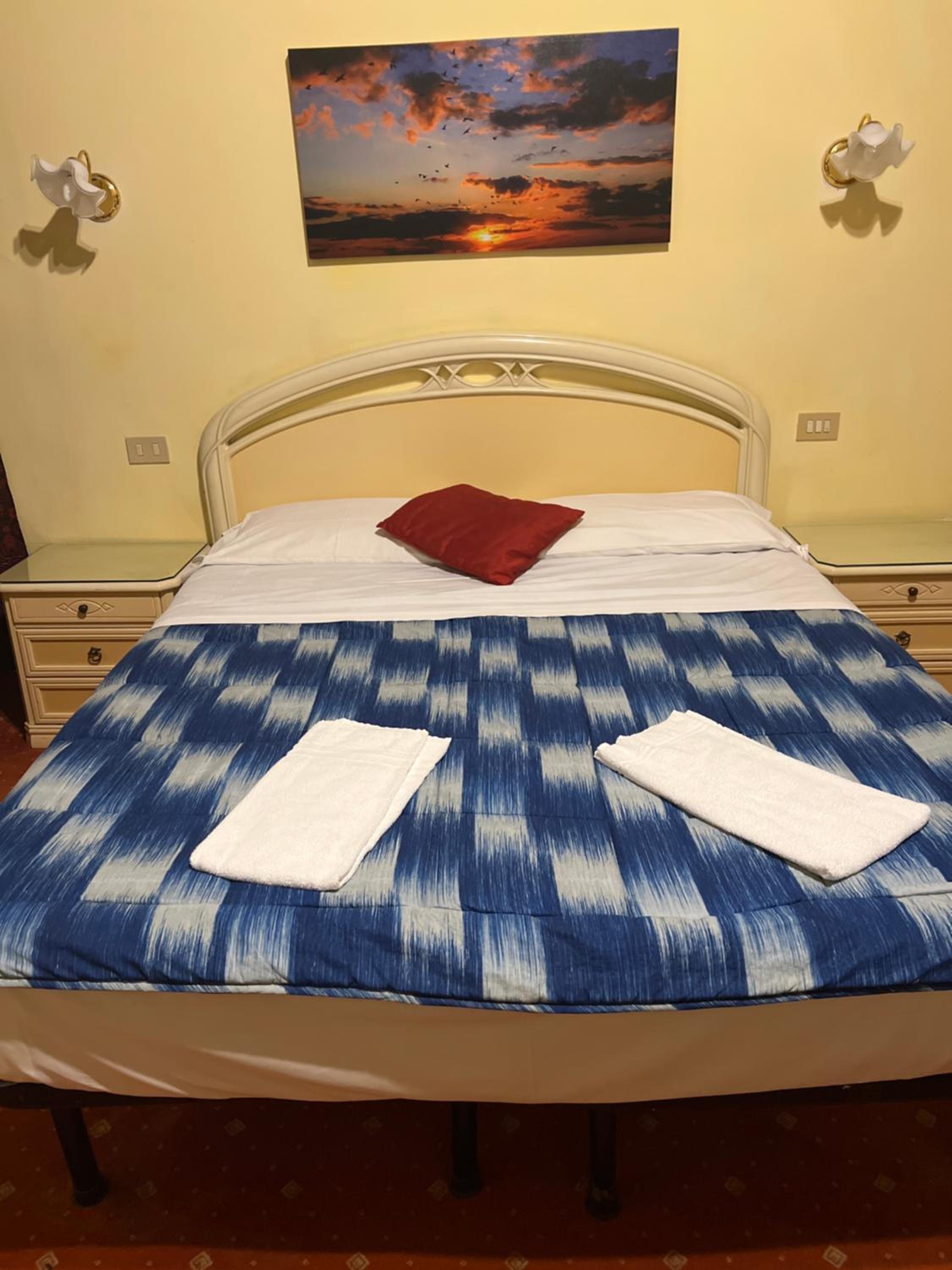 Double Room with Private Bathroom photo 3