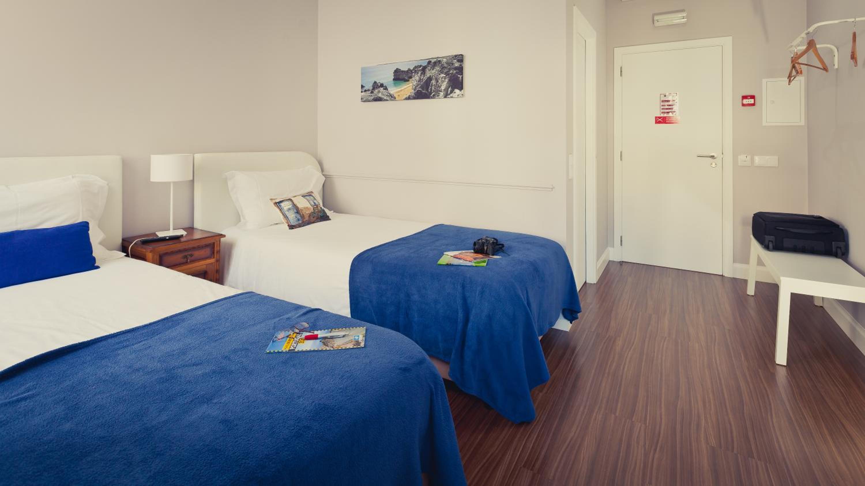 Twin Room - Photo 1