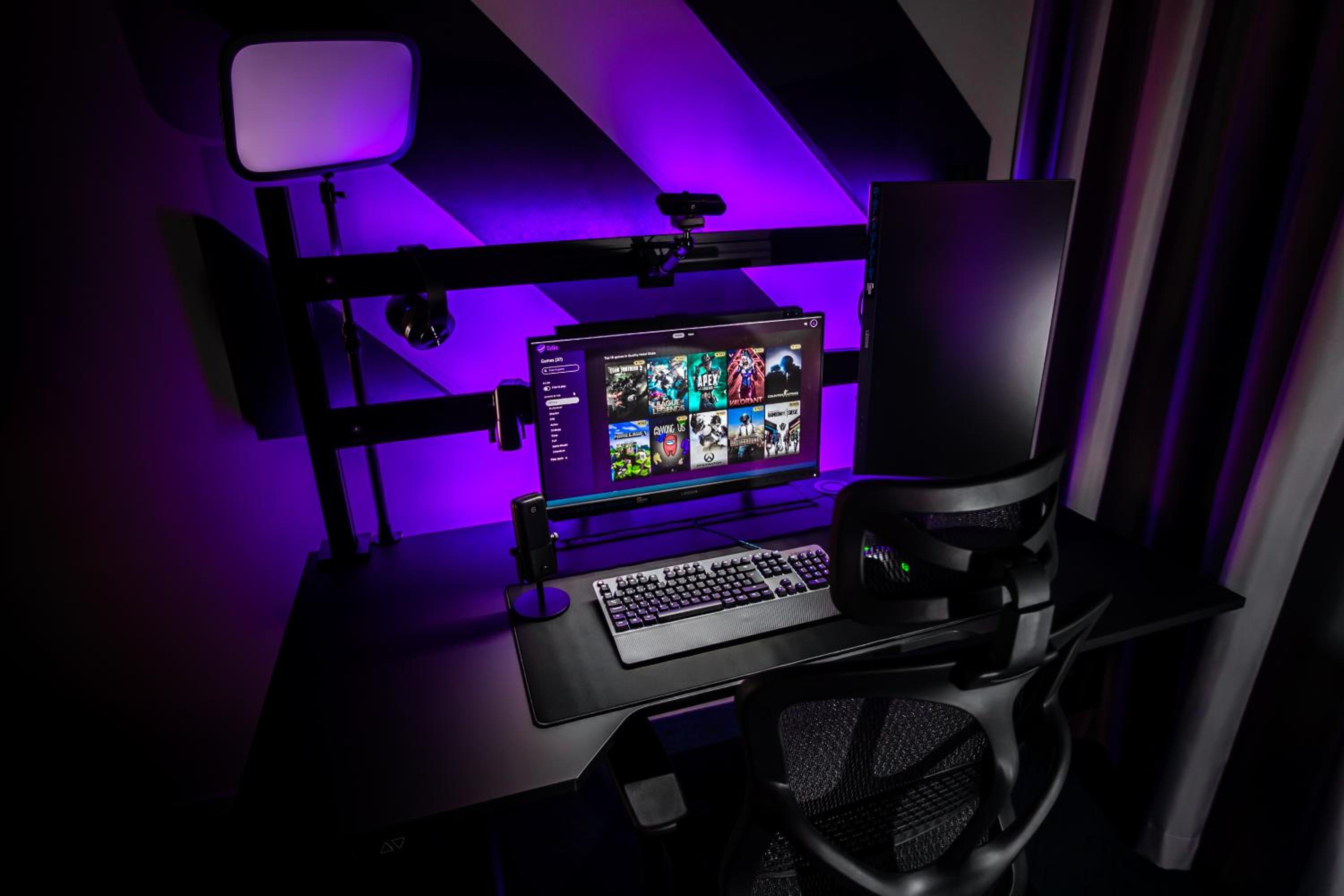 Gaming Room - Photo 2