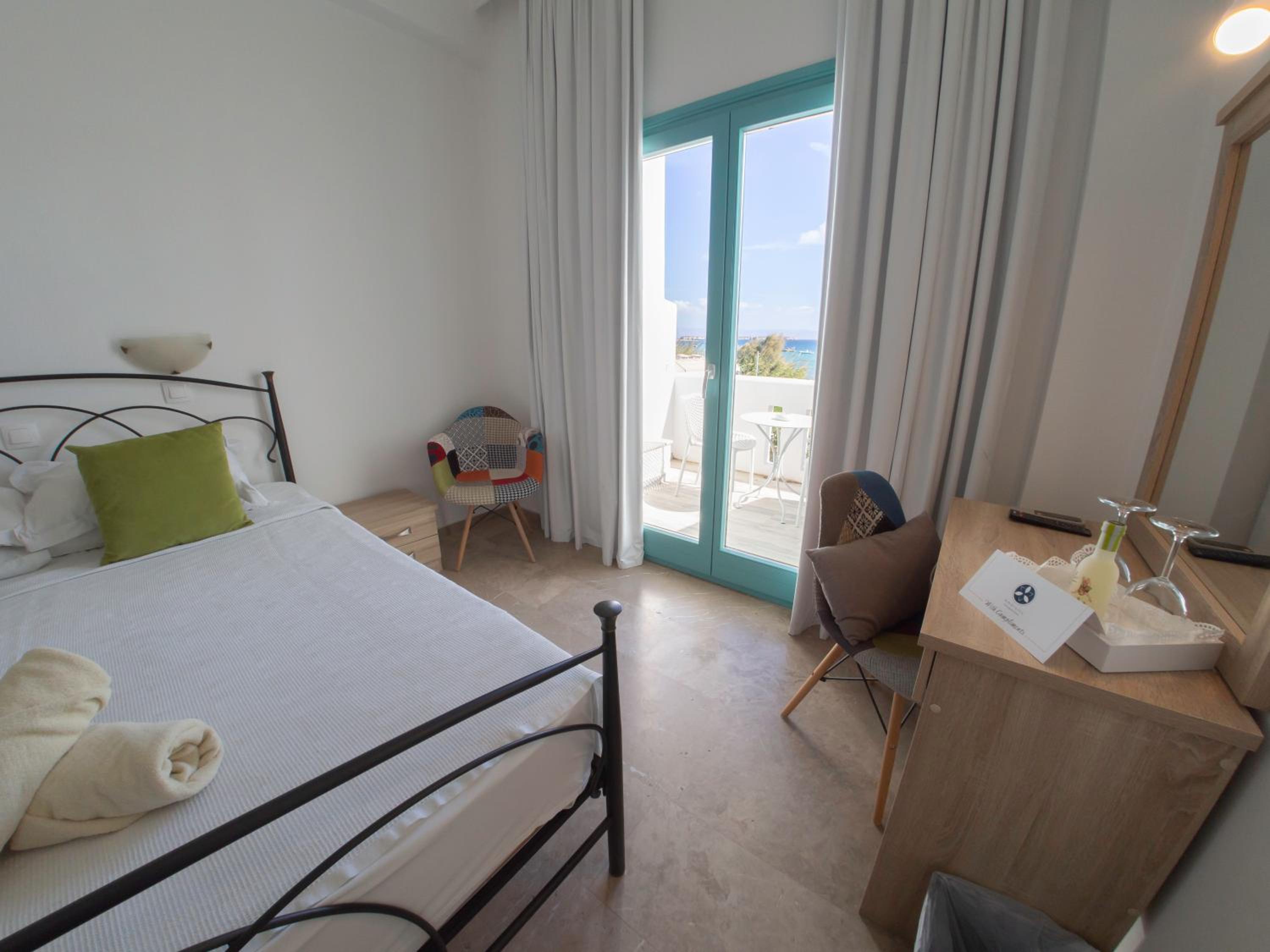 Double Room with Sea View photo 1