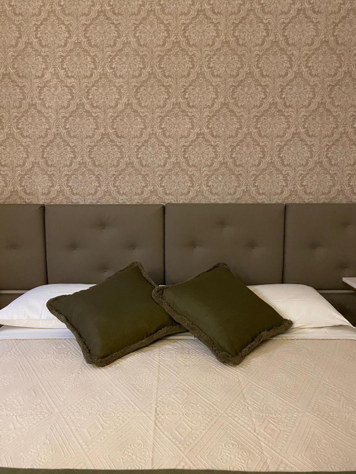 Double Room with Private Bathroom photo 2