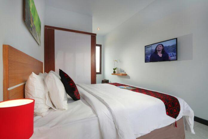 One-Bedroom Apartment - Photo 17