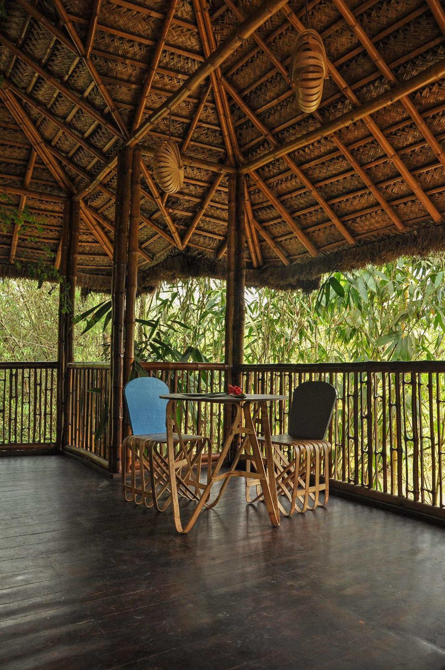 Deluxe Double or Twin Room with Lake View photo 2