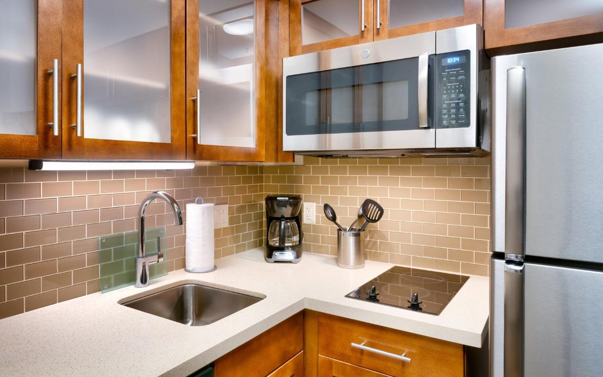 King Studio Suite - Hearing Accessible/Non-Smoking photo 3