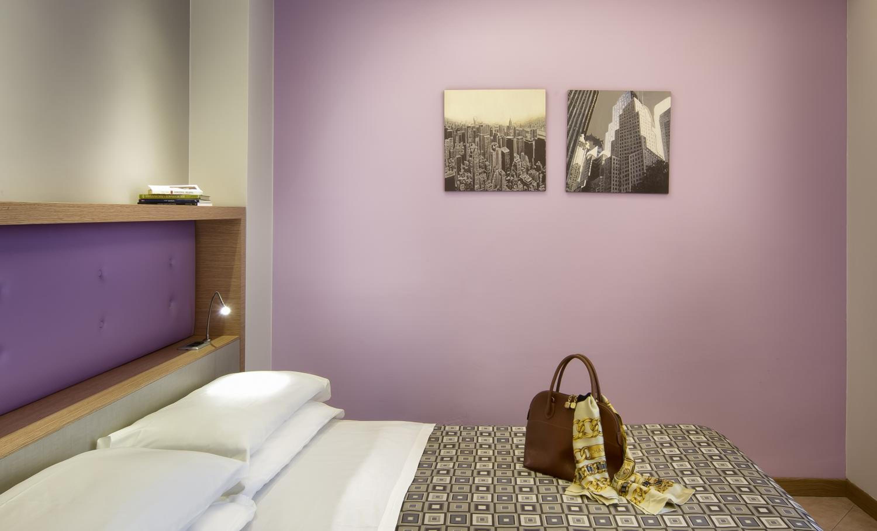 Double Room - Photo 3