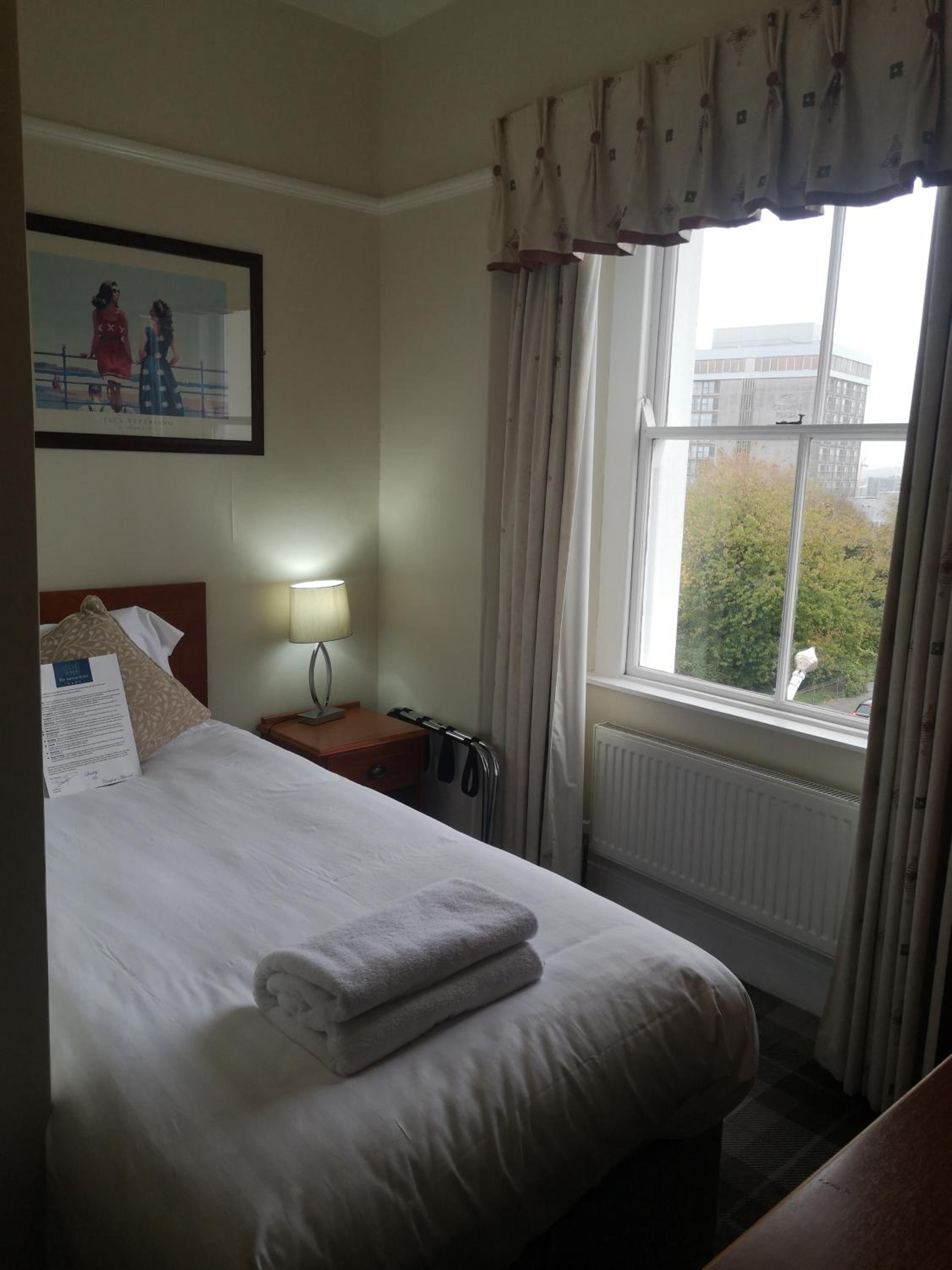 2nd Floor Small Single