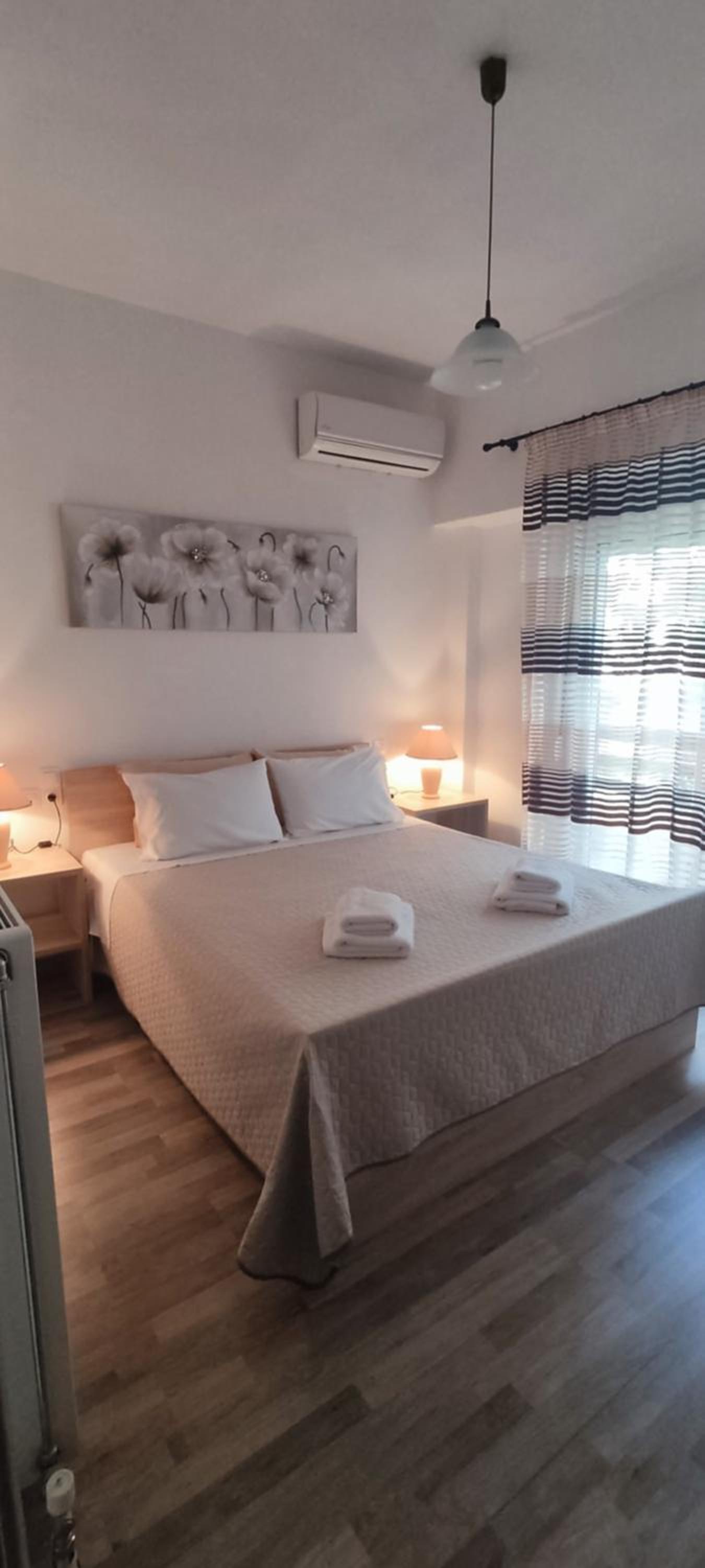 Two-Bedroom Apartment - Photo 18