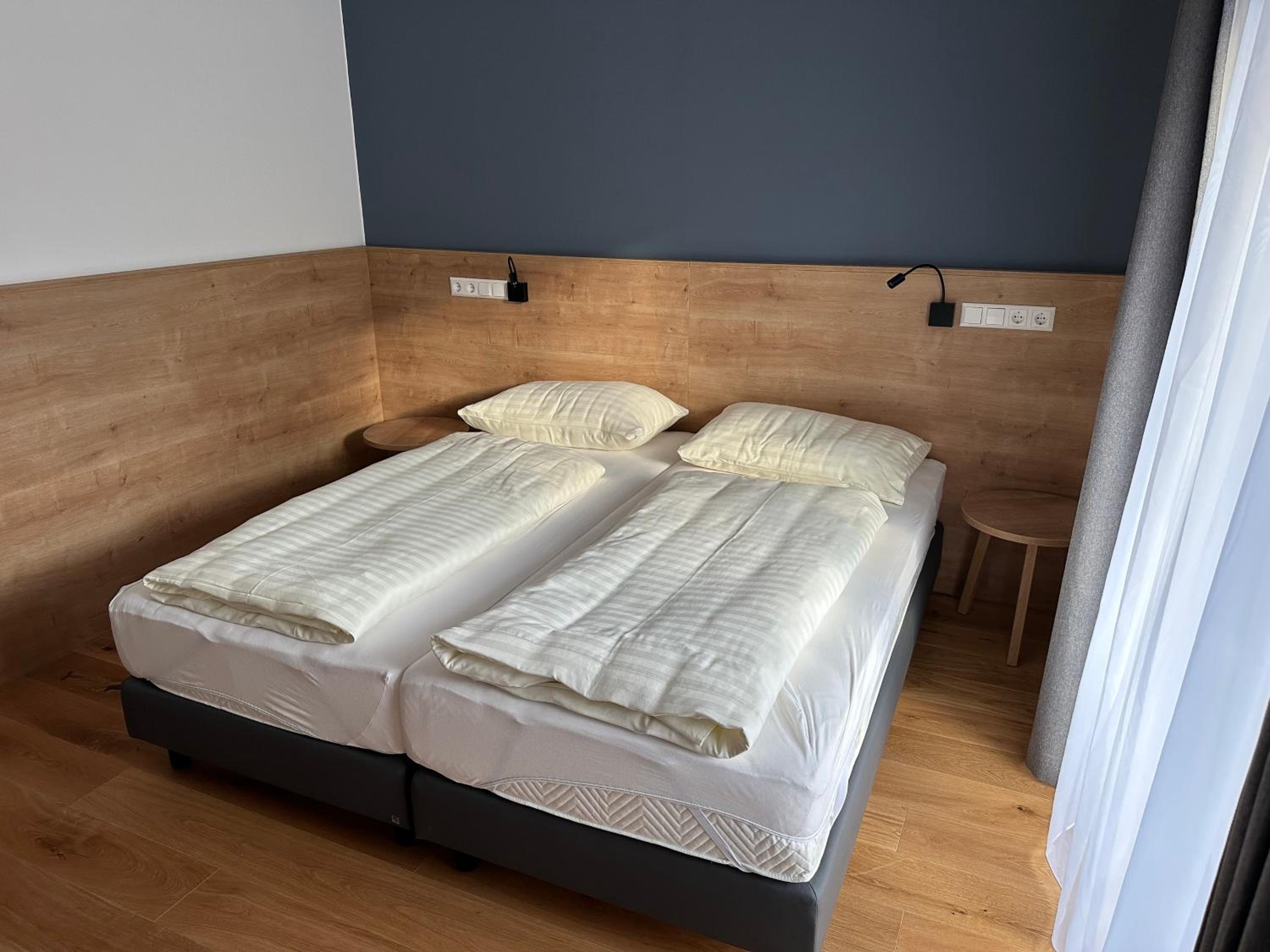 Double Room - Photo 5