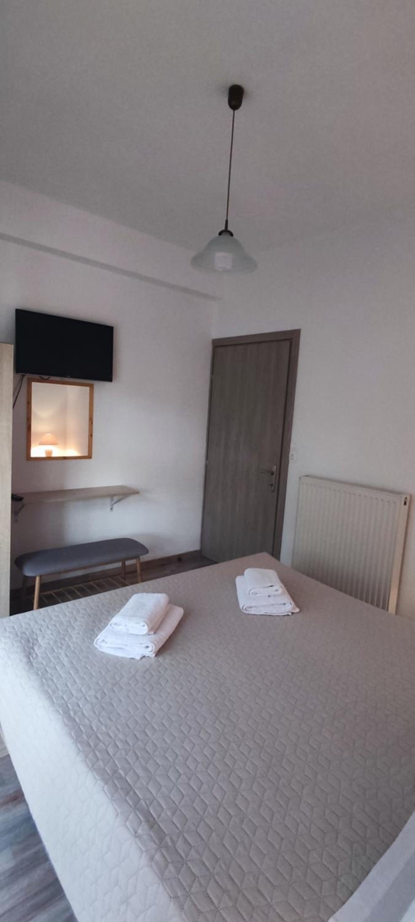 Two-Bedroom Apartment - Photo 22